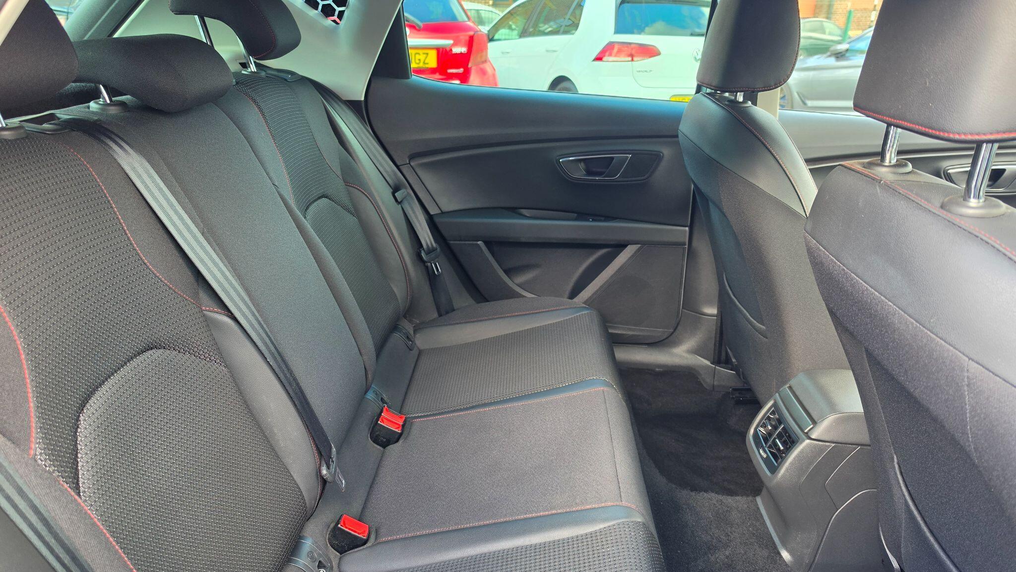 SEAT Leon - Image 20