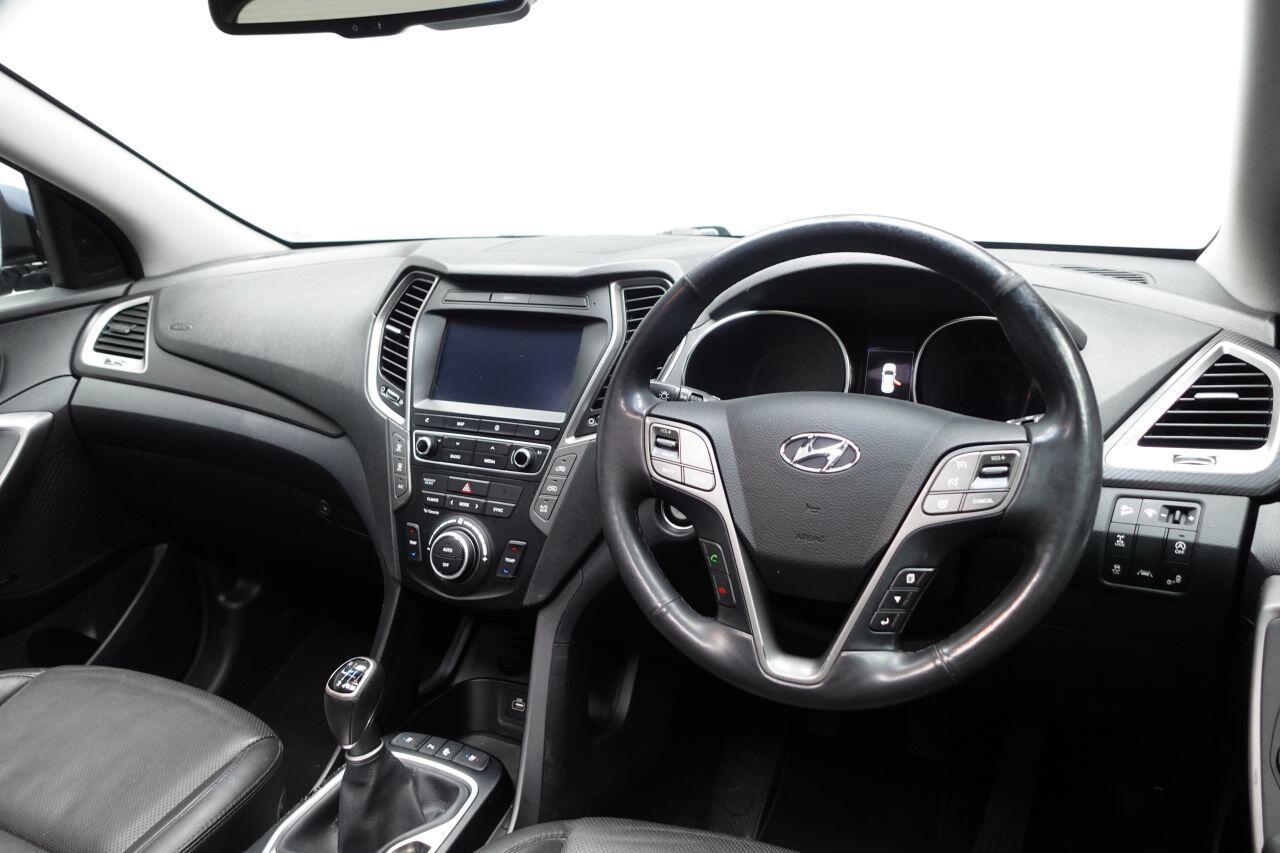 Hyundai Santa Fe - Image 15
