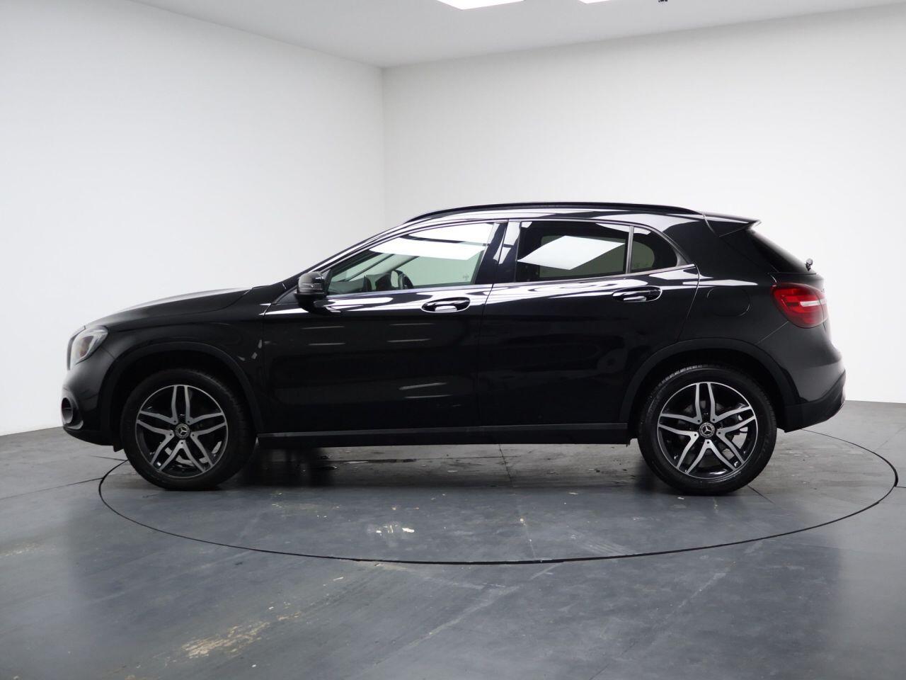 Mercedes GLA - Image 8