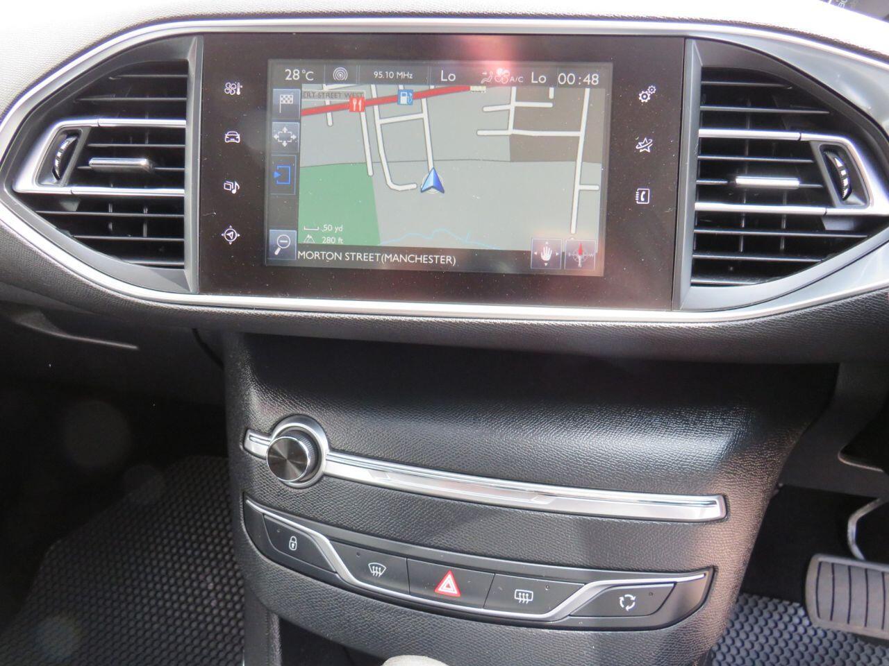 Peugeot 308 - Image 15