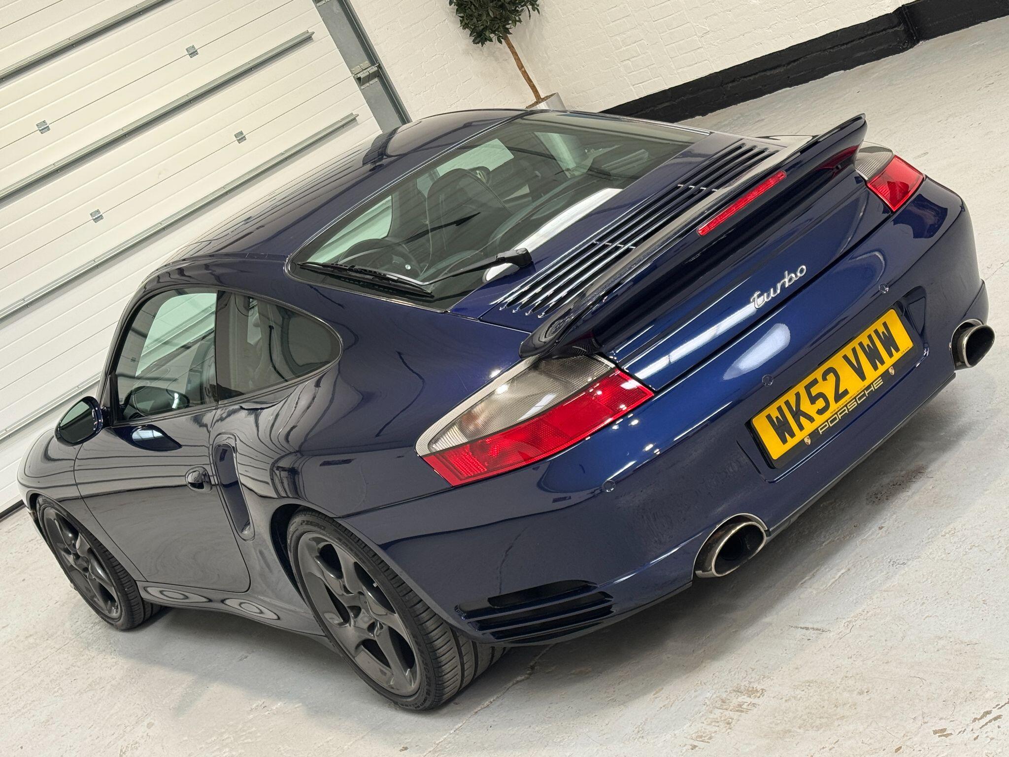 Porsche 911 - Image 34