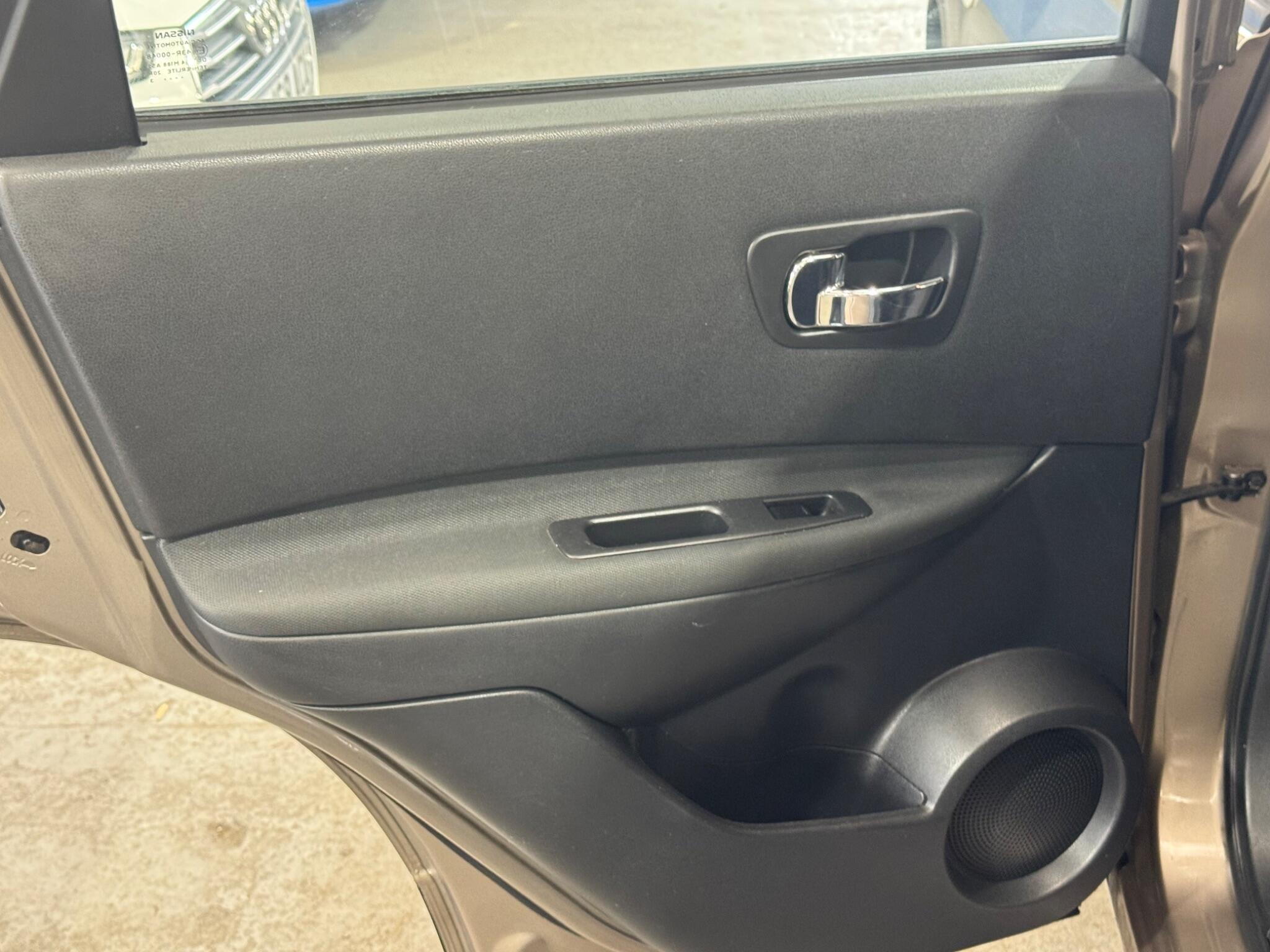 Nissan Qashqai - Image 28