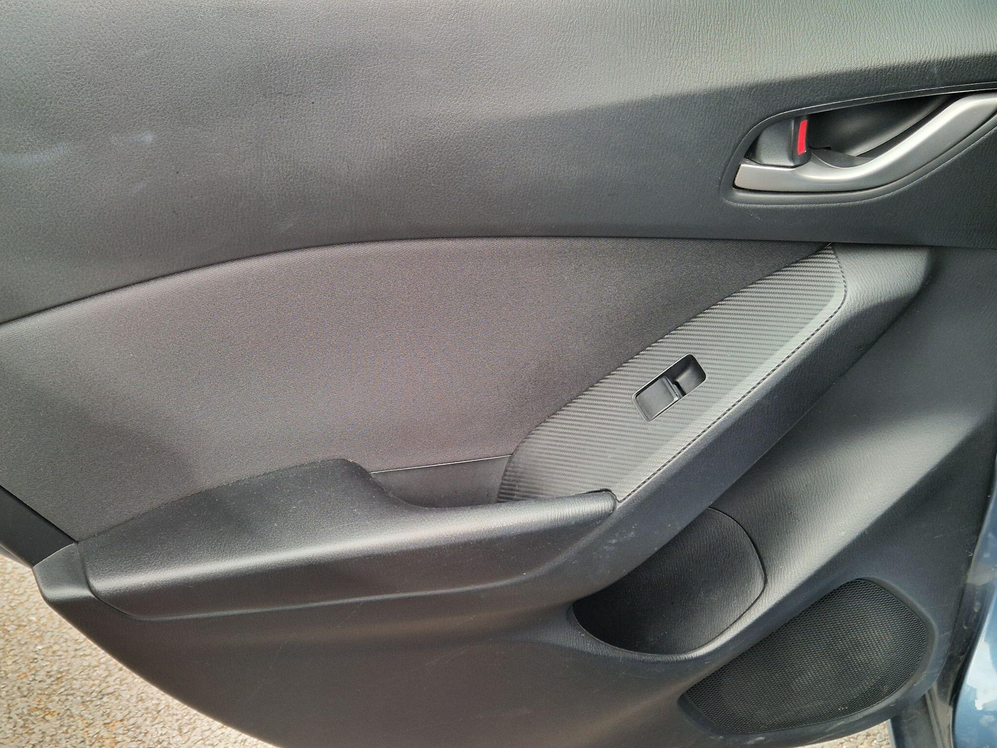 Mazda MAZDA3 - Image 40