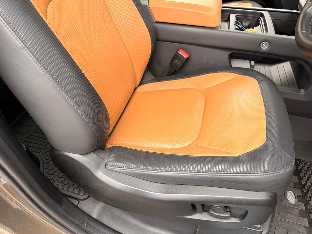 Land Rover Defender 90 - Image 45