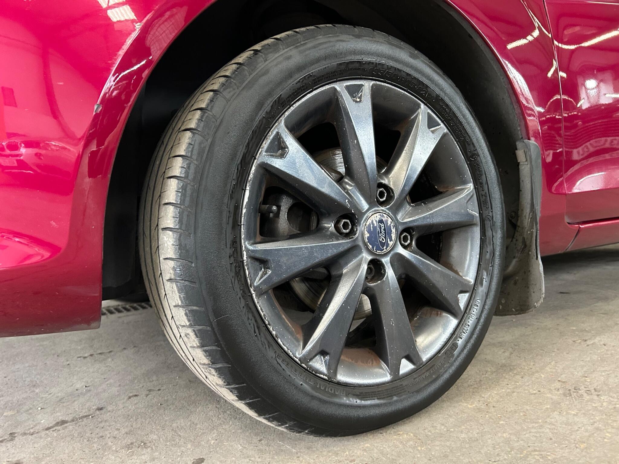 Ford Fiesta - Image 24