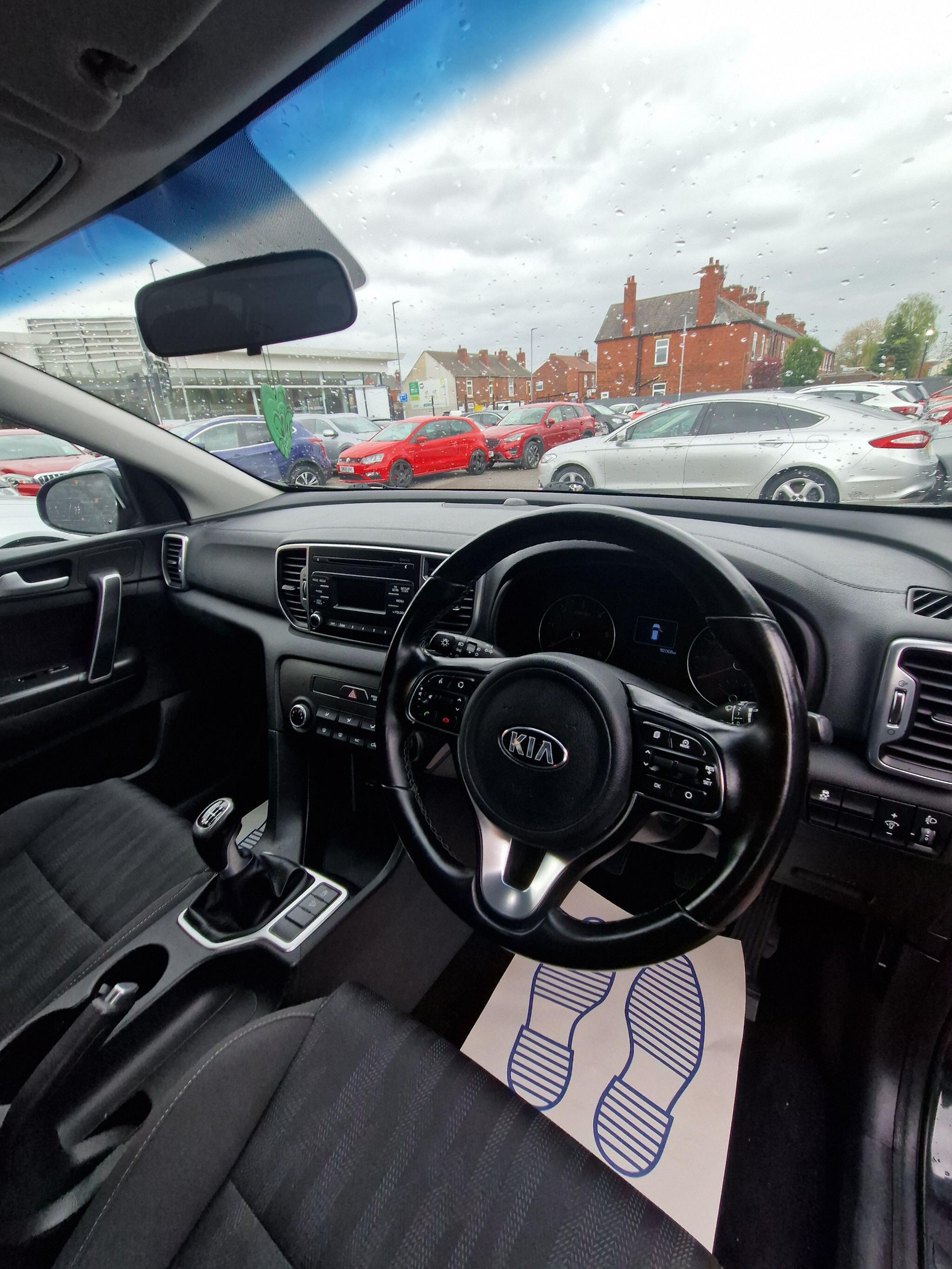 Kia Sportage - Image 30