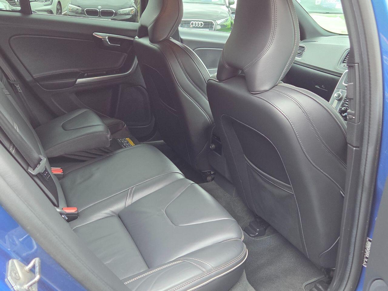 Volvo V60 - Image 14