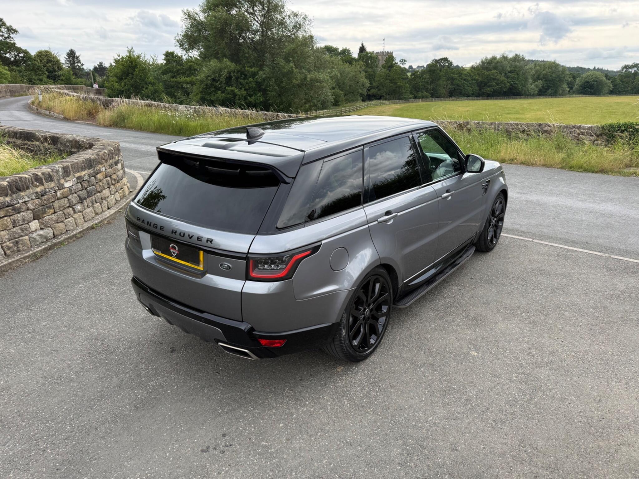 Land Rover RANGE ROVER SPORT - Image 19