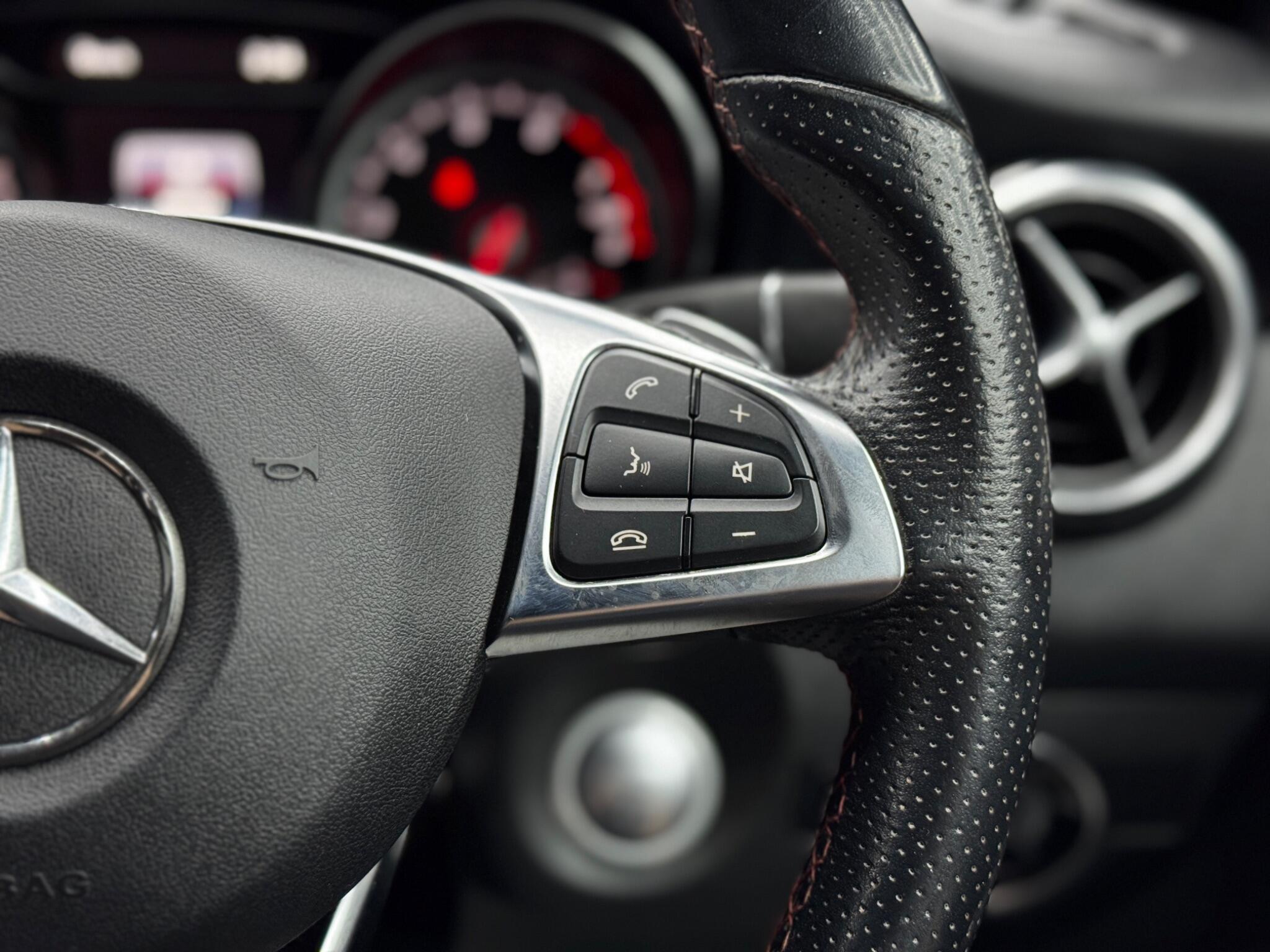 Mercedes GLA - Image 17
