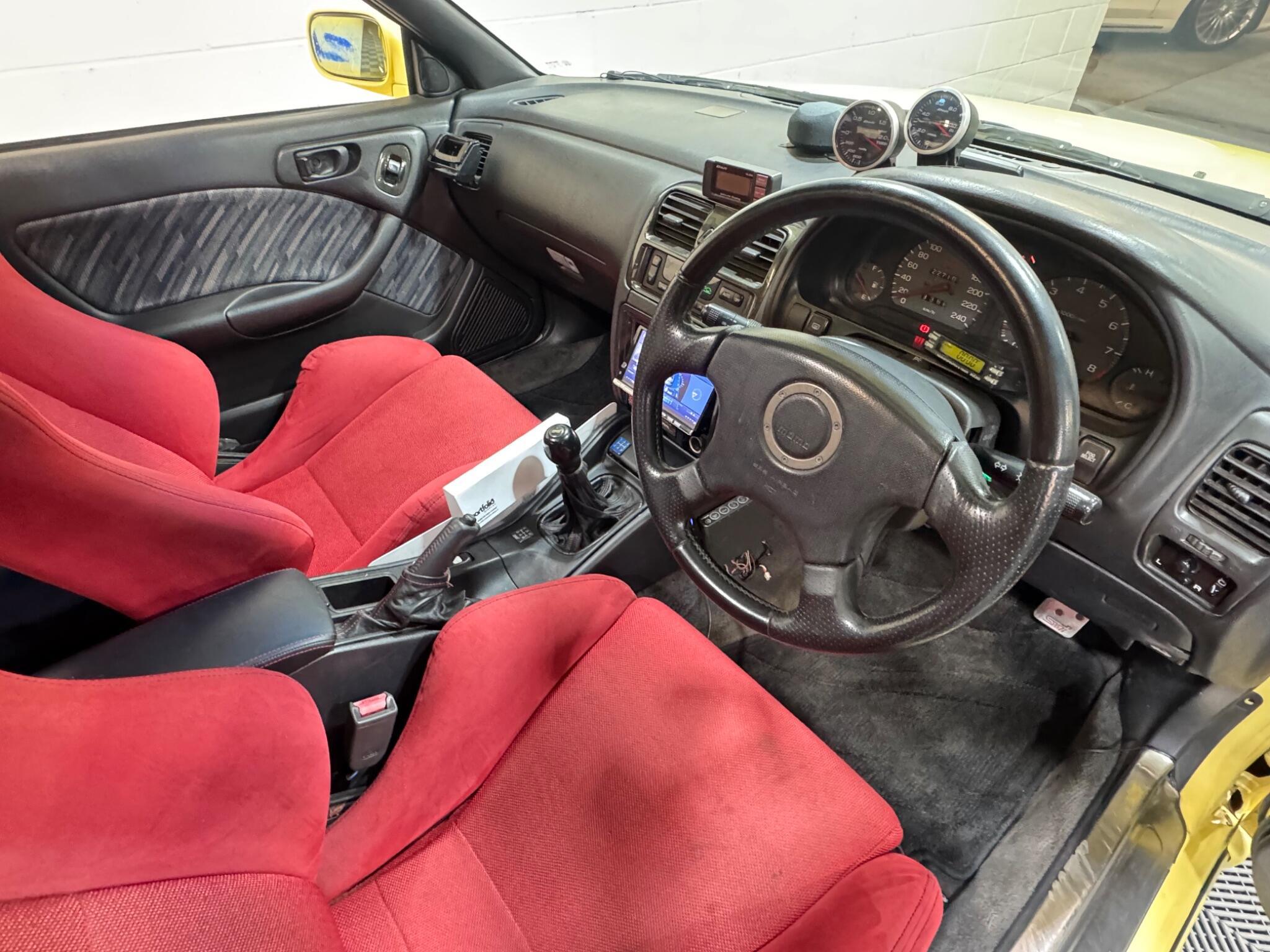 Subaru Legacy - Image 9