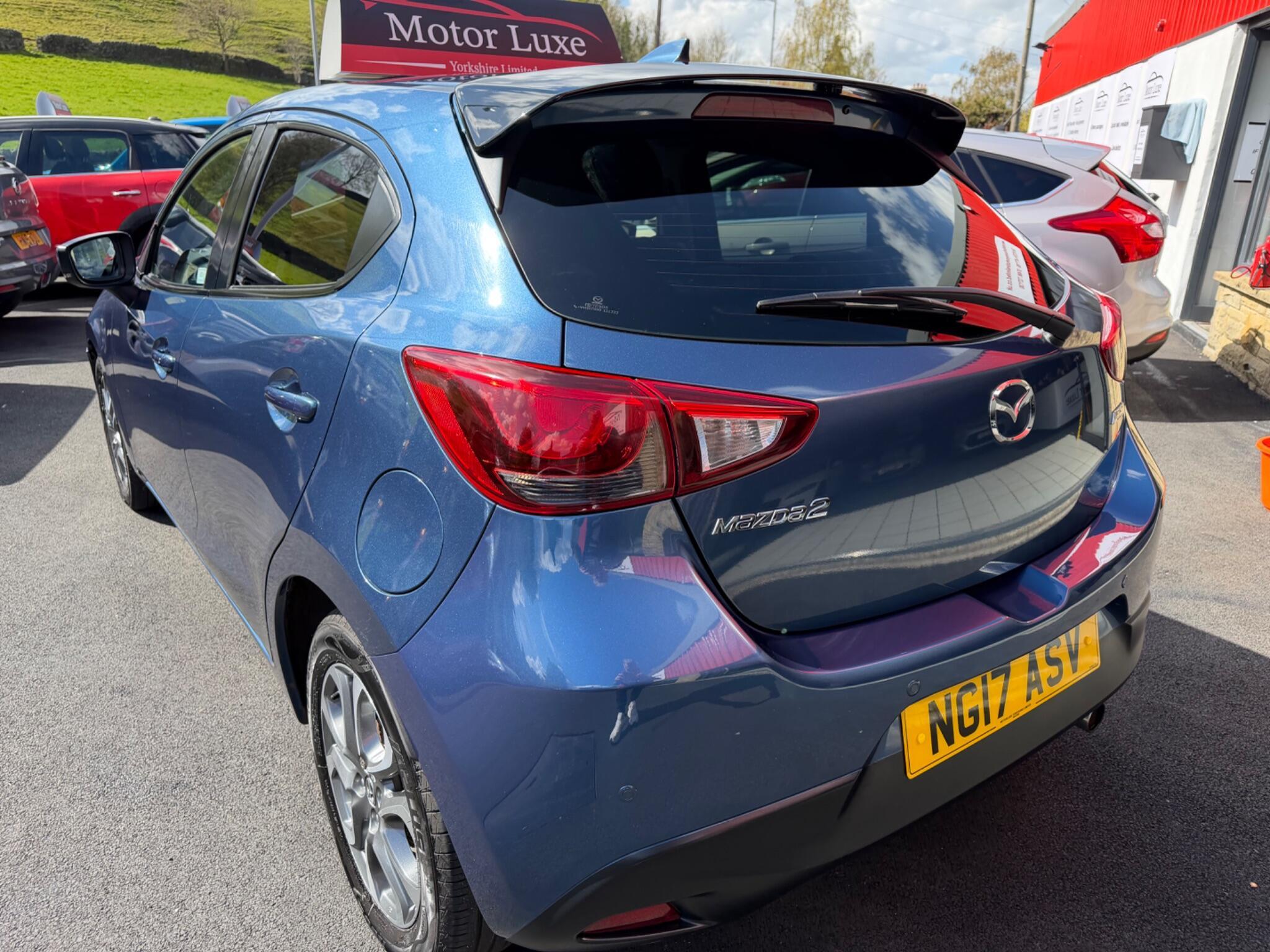 Mazda MAZDA2 - Image 4