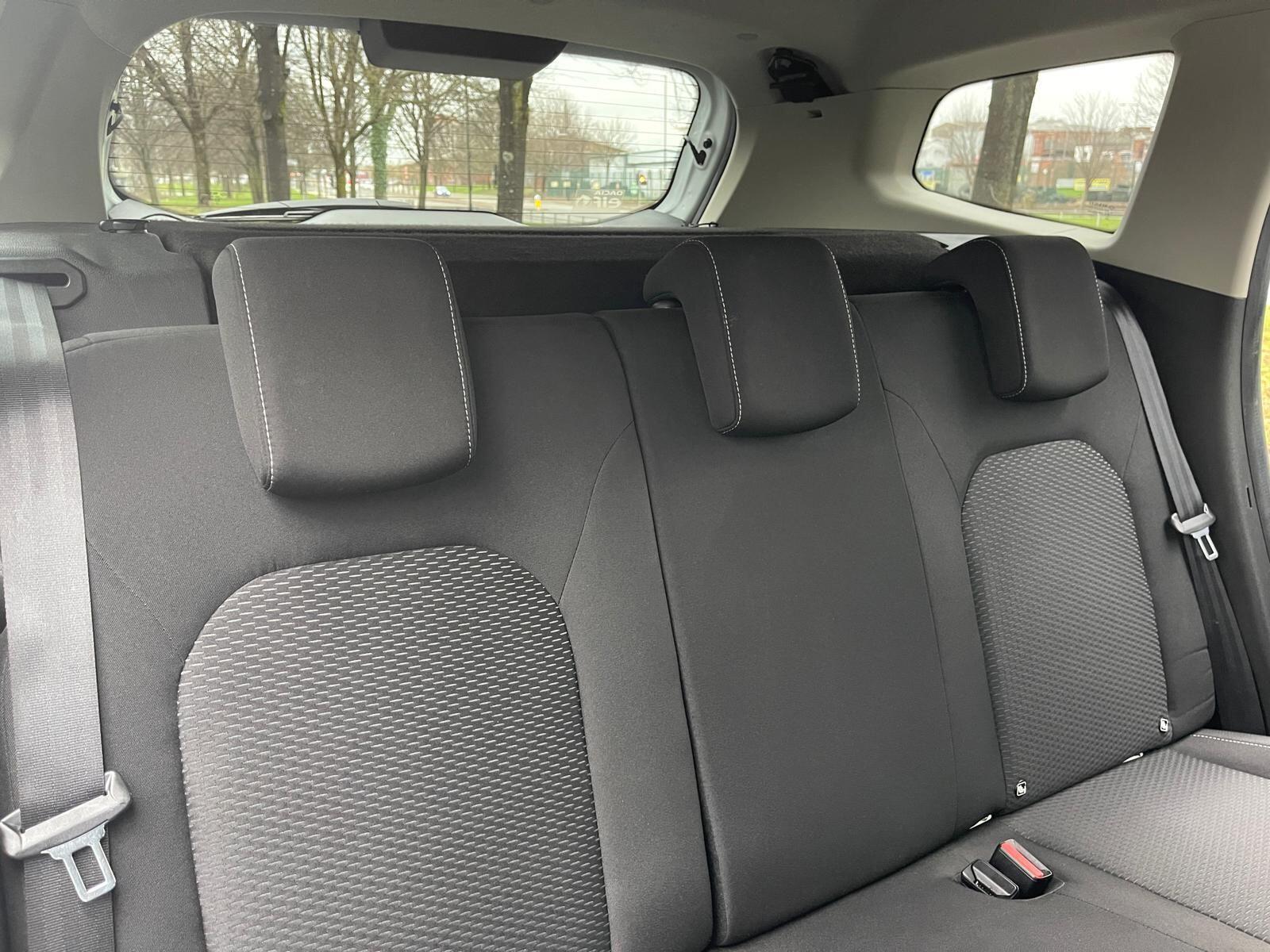 Dacia Duster - Image 25