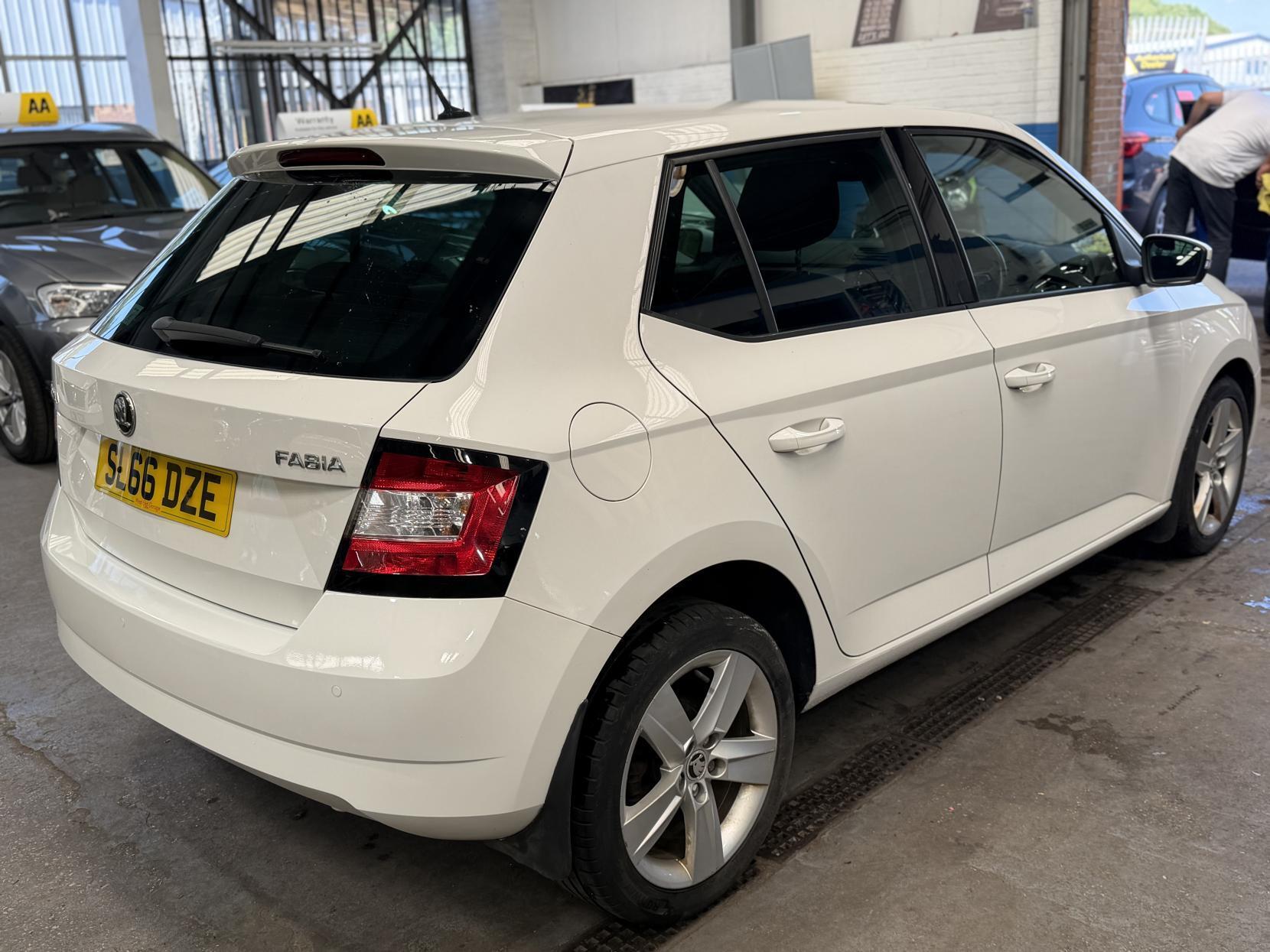 Skoda Fabia - Image 8