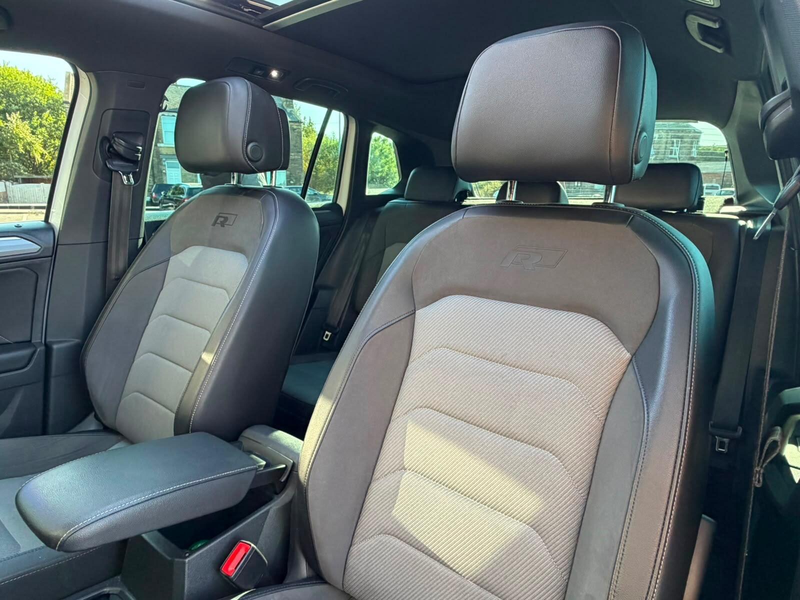 Volkswagen Tiguan - Image 19