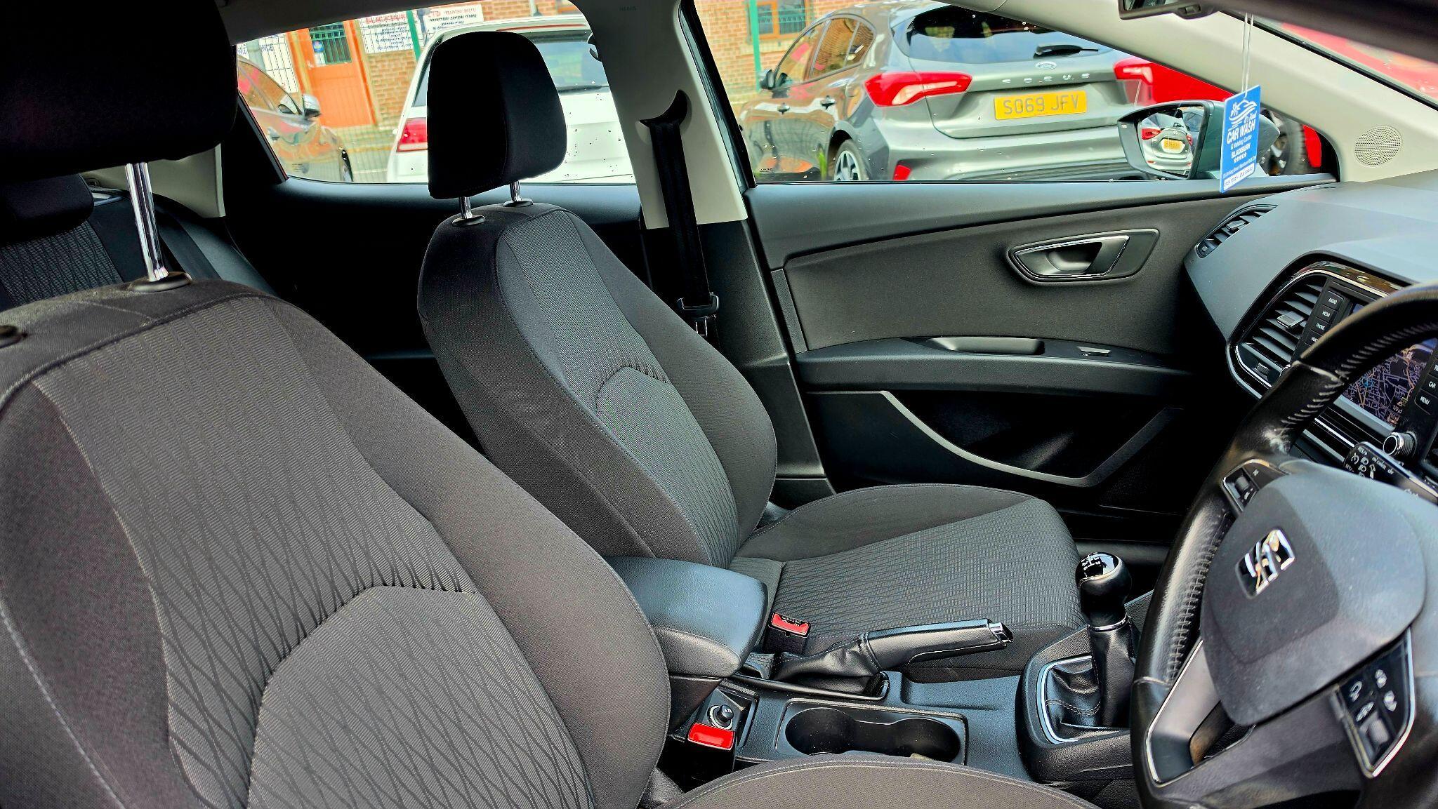 SEAT Leon - Image 12