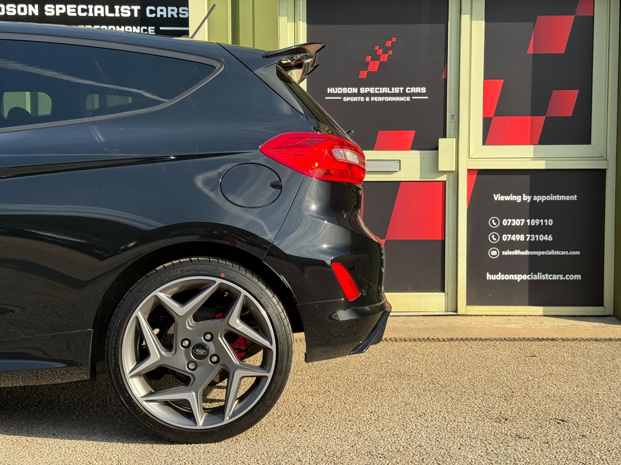 Ford Fiesta - Image 19