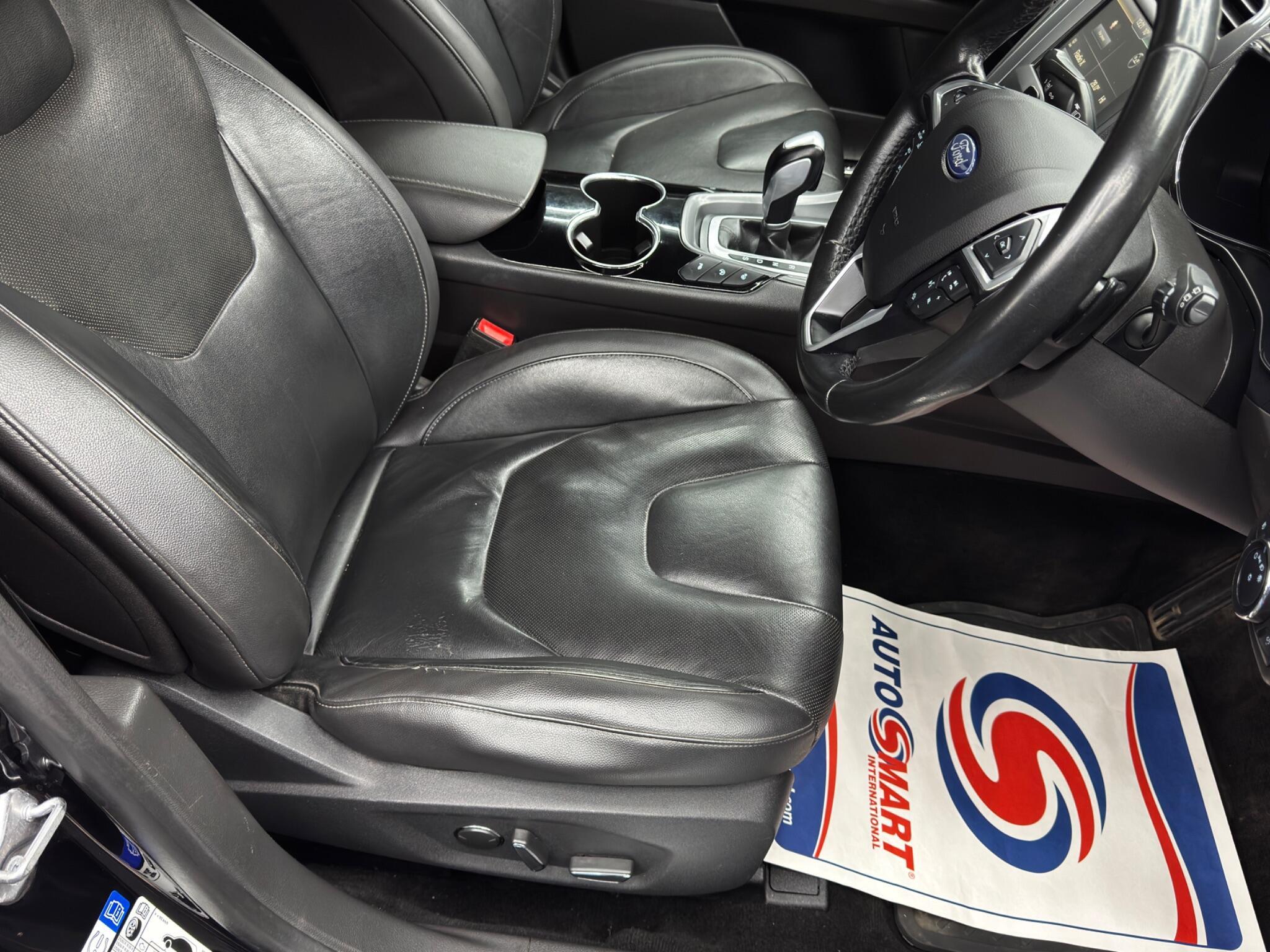 Ford Mondeo - Image 13