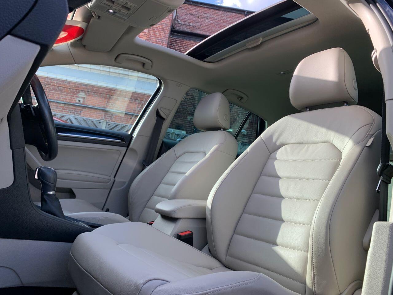 Volkswagen Golf - Image 15