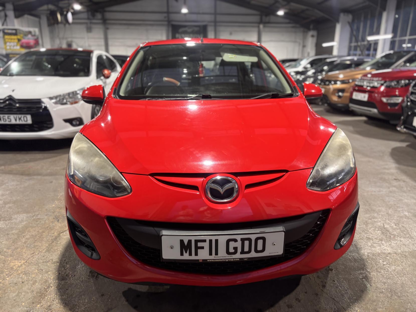 Mazda MAZDA2 - Image 2