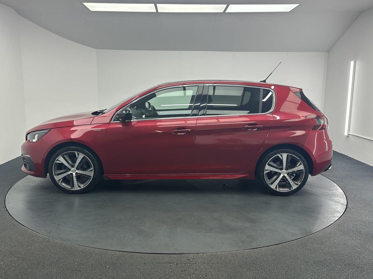 Peugeot 308 - Image 6