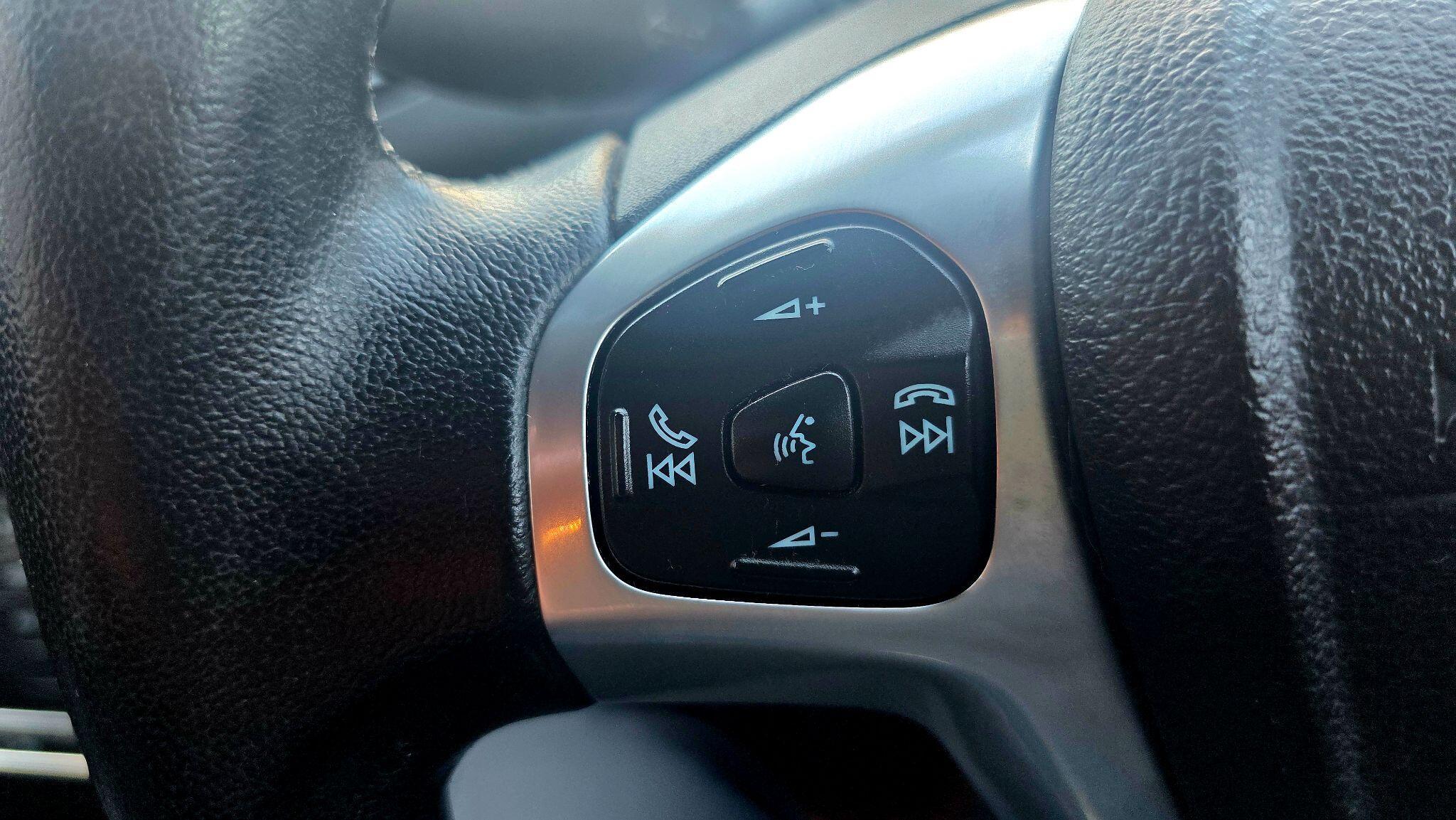 Ford Fiesta - Image 24