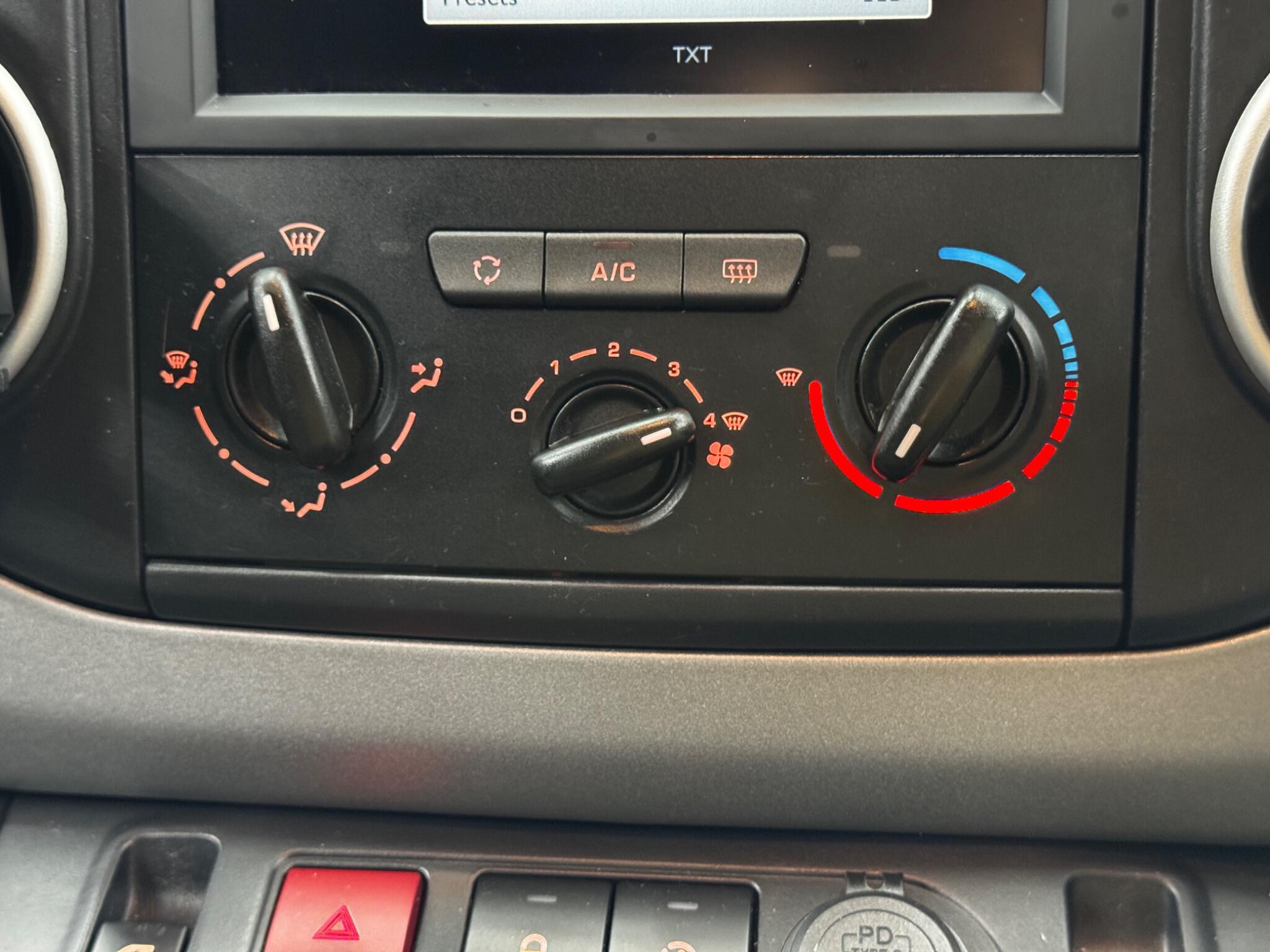 Citroen Berlingo - Image 27