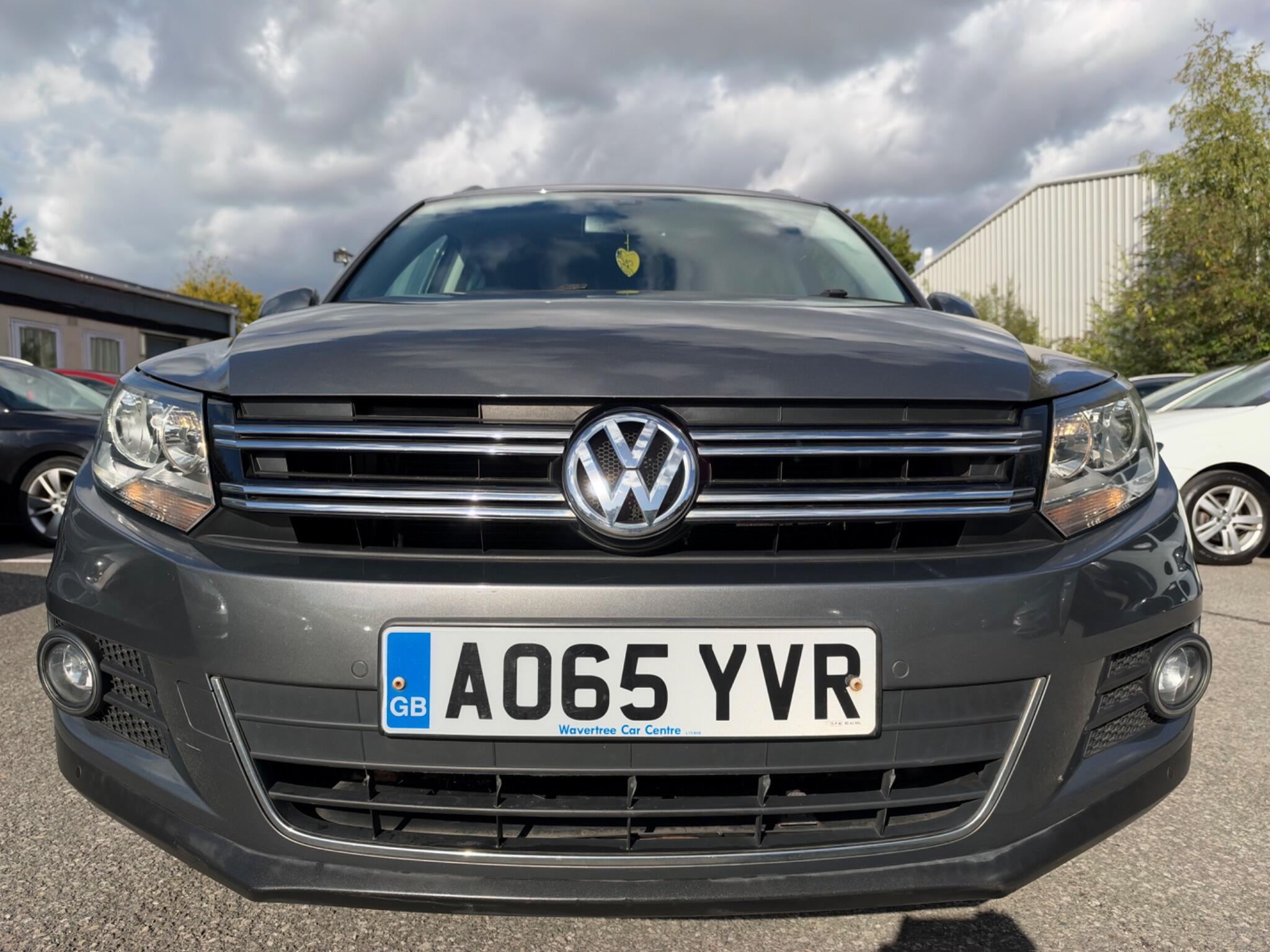 Volkswagen Tiguan - Image 2