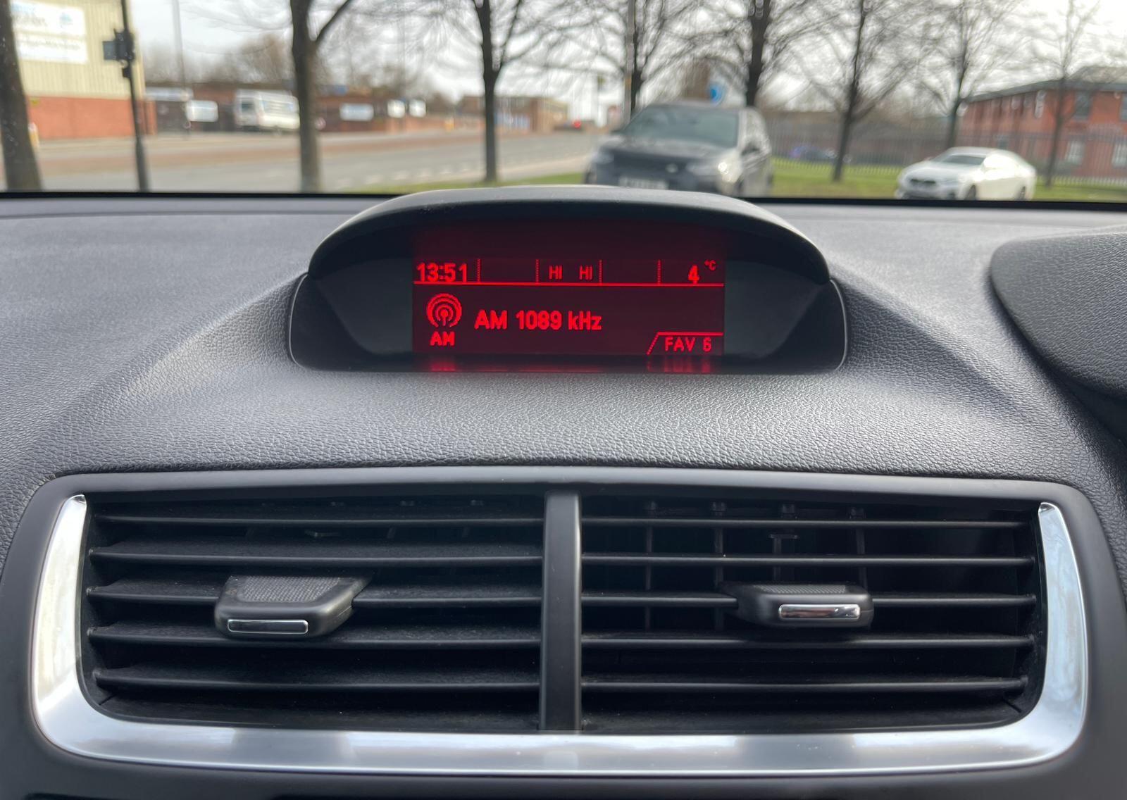 Vauxhall Mokka - Image 35