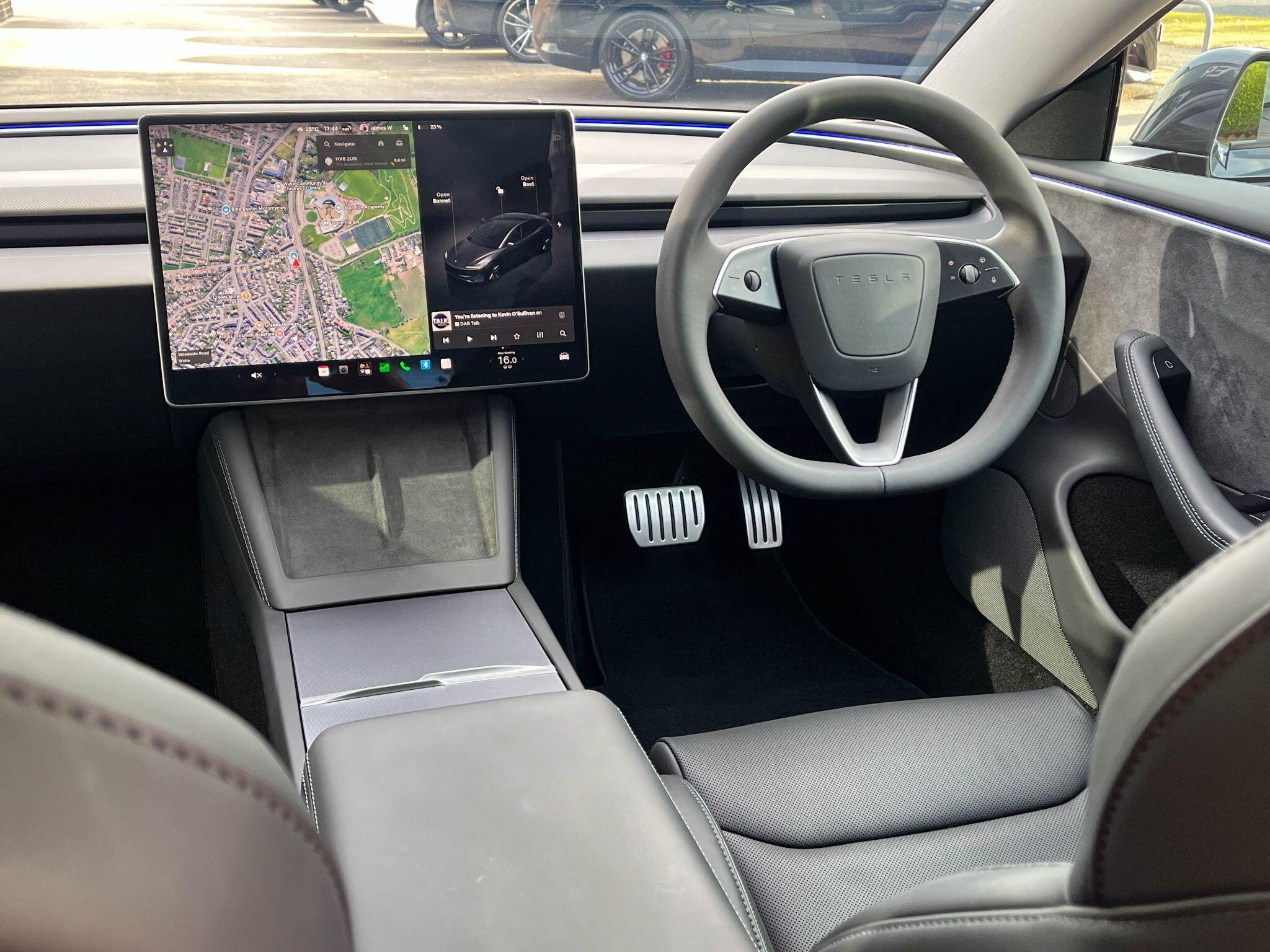 Tesla Model 3 - Image 13