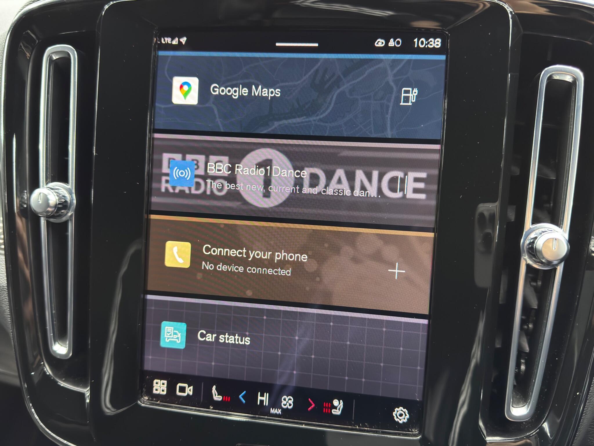 Volvo XC40 - Image 29