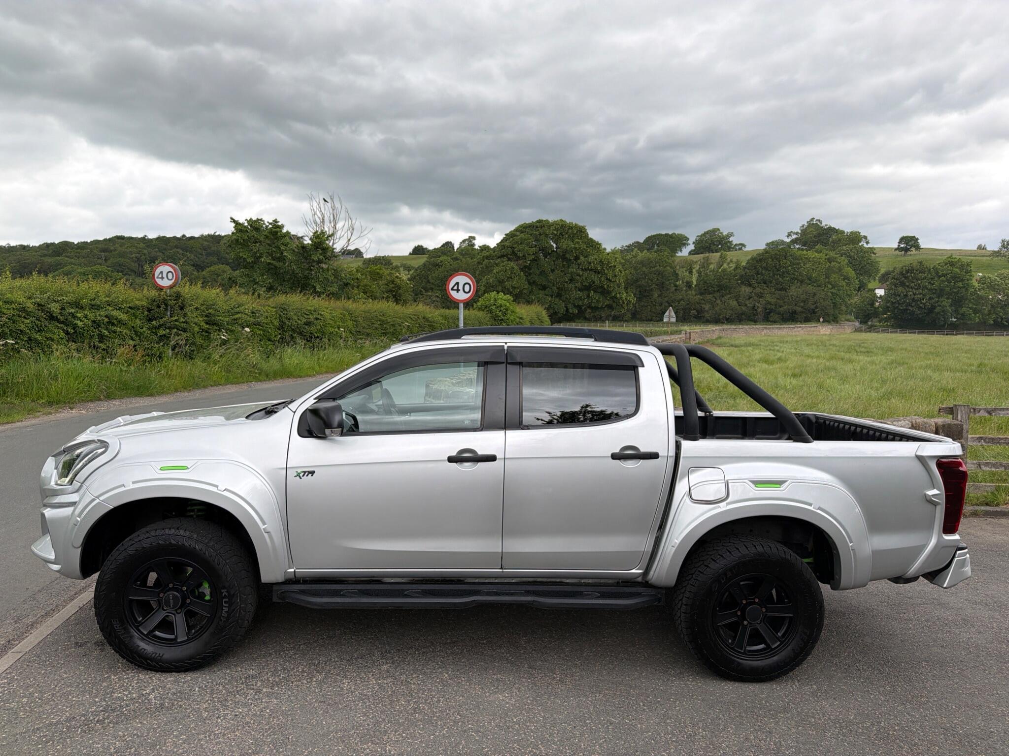 Isuzu D-MAX - Image 12