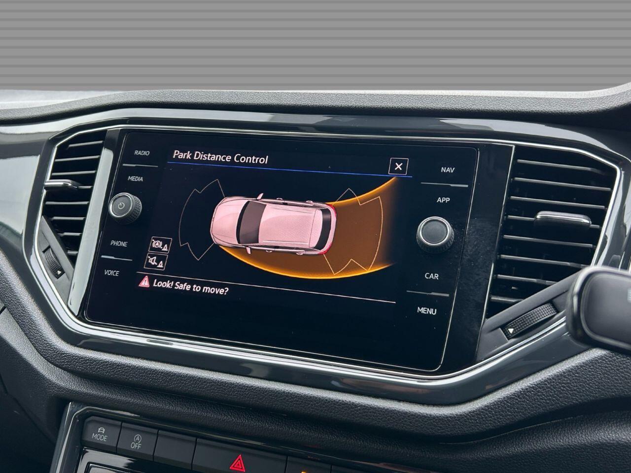 Volkswagen T-Roc - Image 8