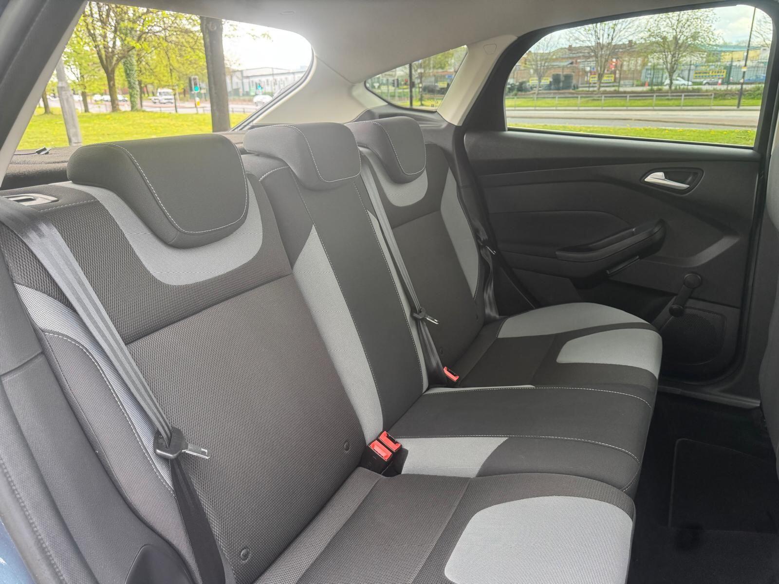 Ford Focus - Image 26