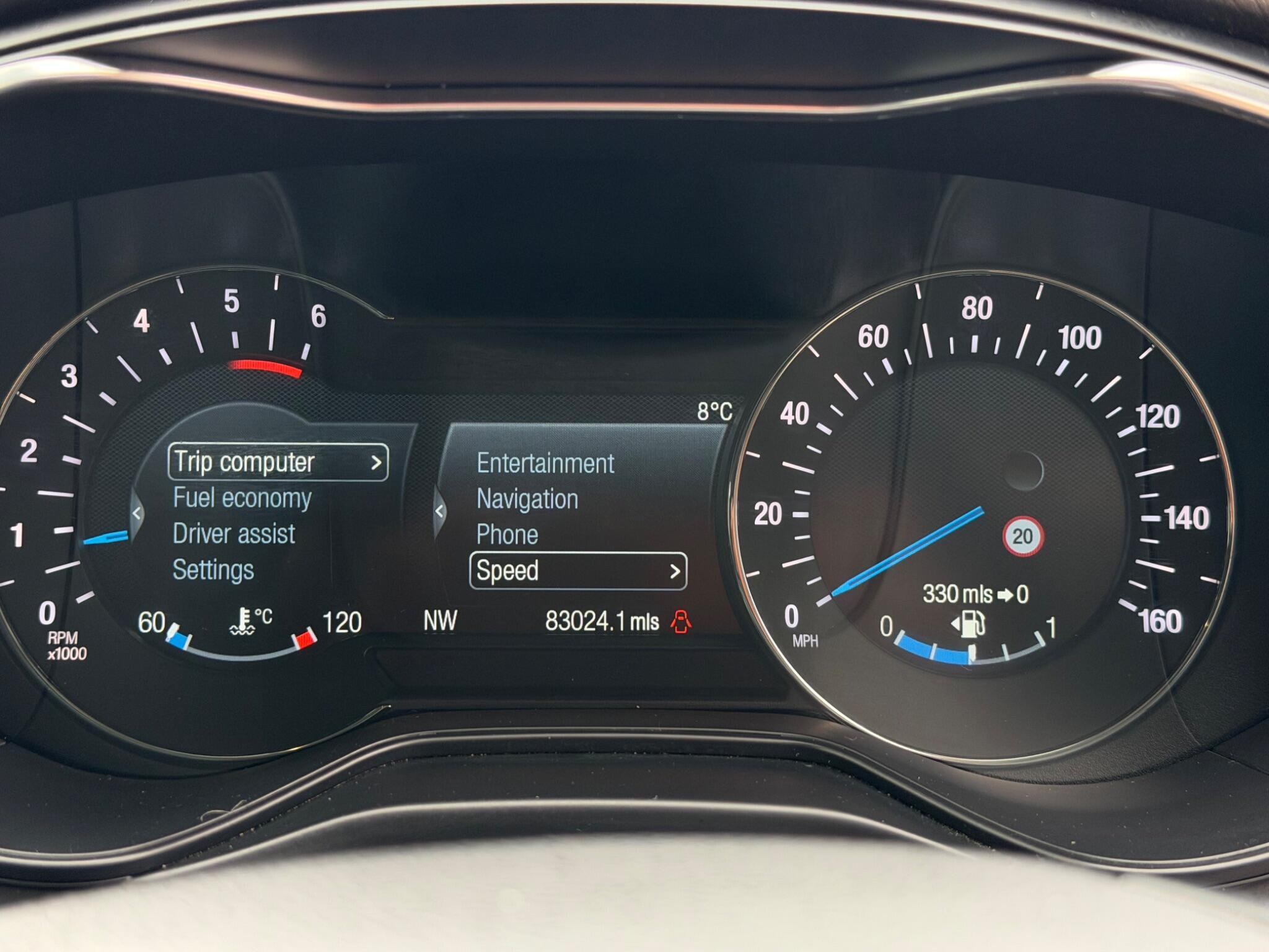 Ford Mondeo - Image 19