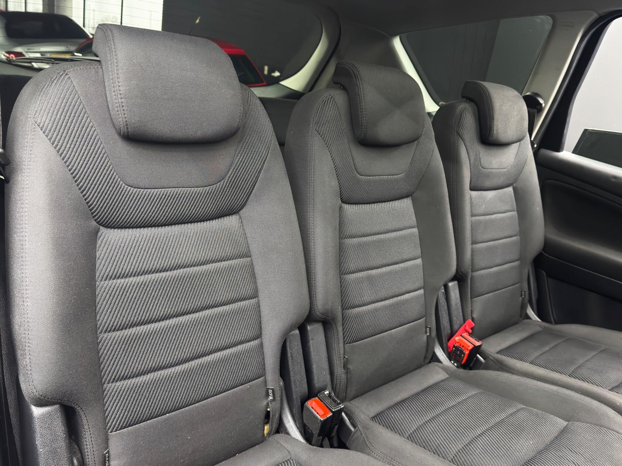 Ford S-MAX - Image 15