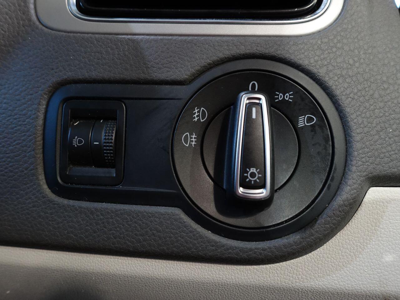 Volkswagen Polo - Image 29