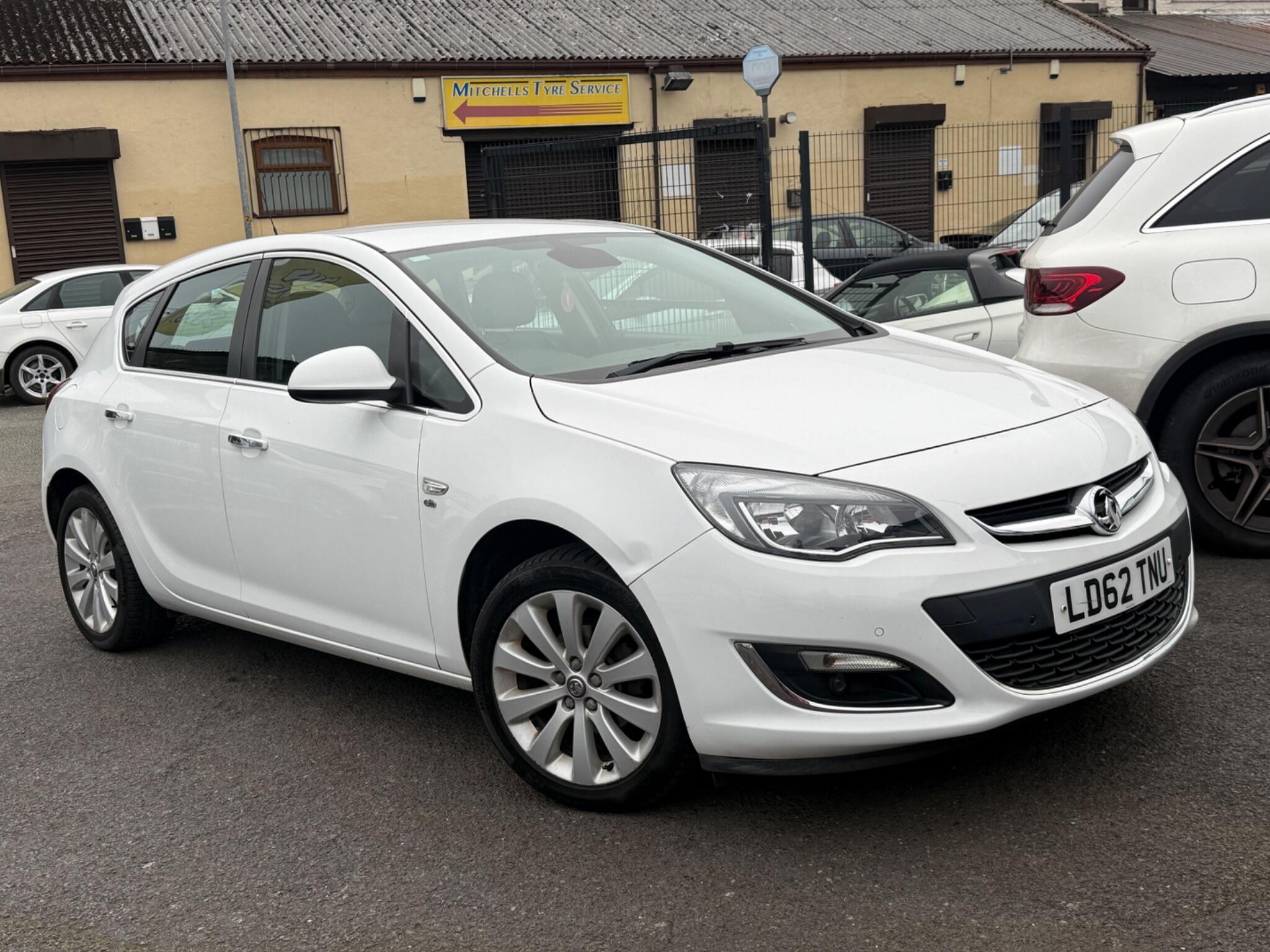 Vauxhall Astra - Image 2
