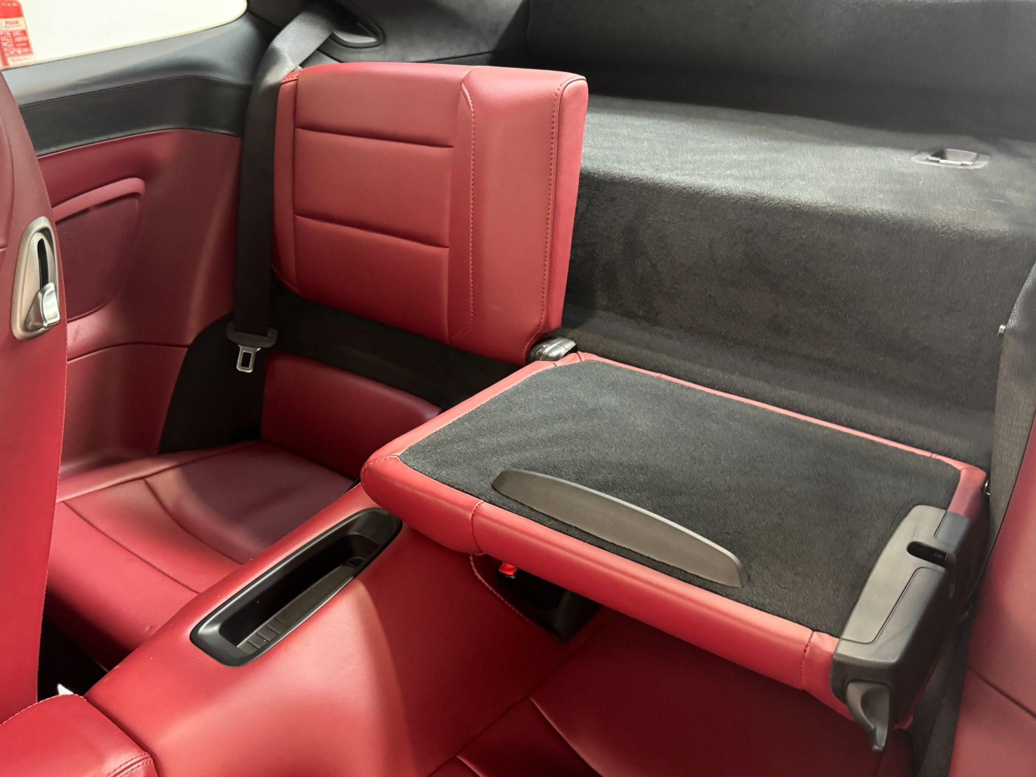 Porsche 911 - Image 39