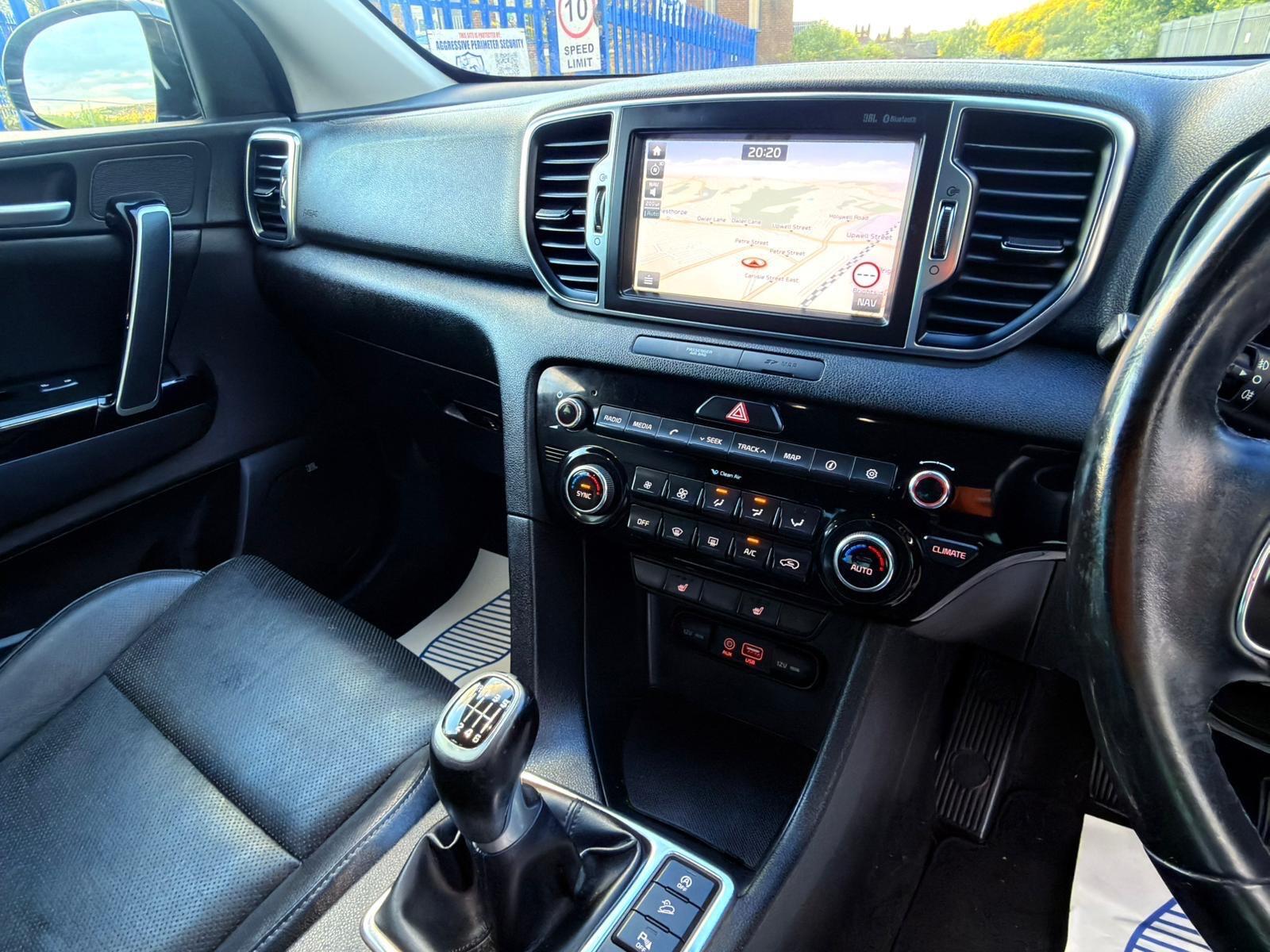 Kia Sportage - Image 27