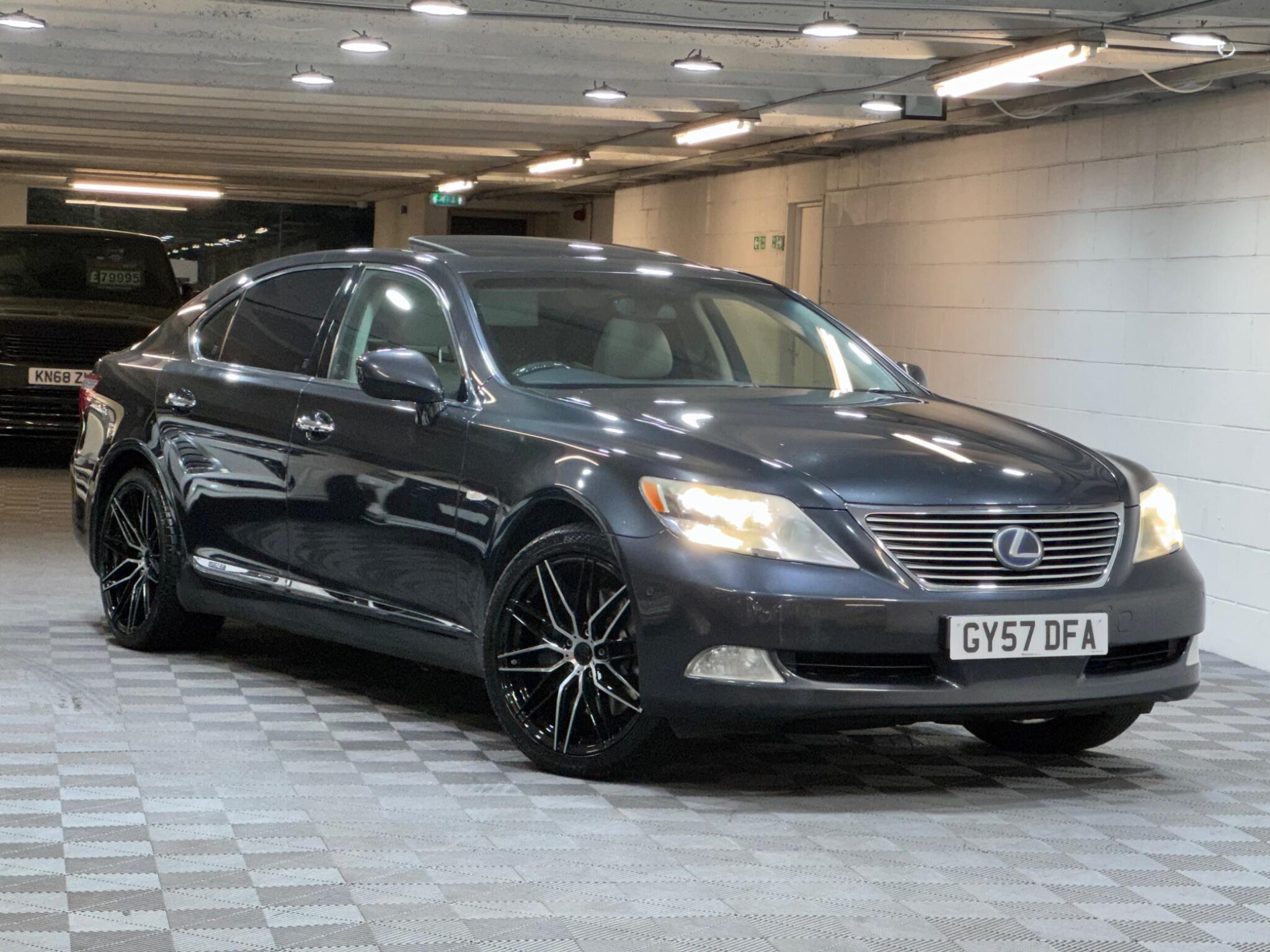 Lexus LS - Image 7
