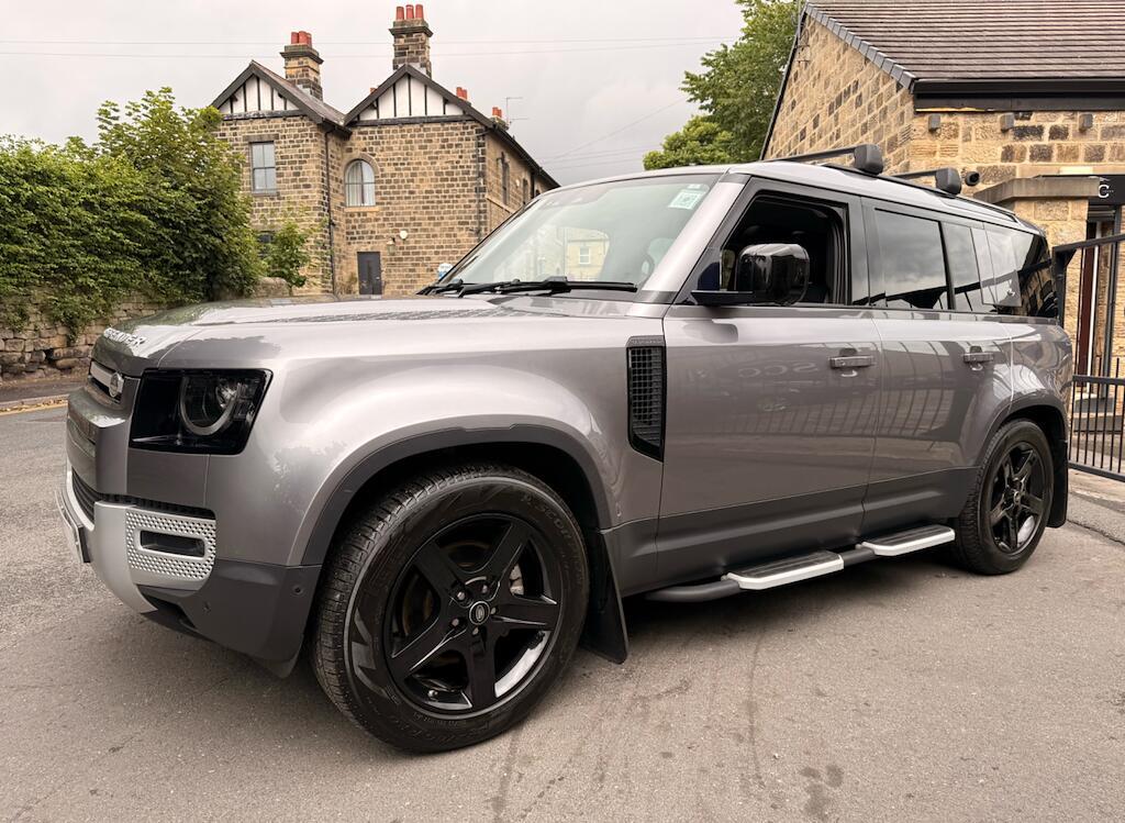 Land Rover Defender 110 - Image 8
