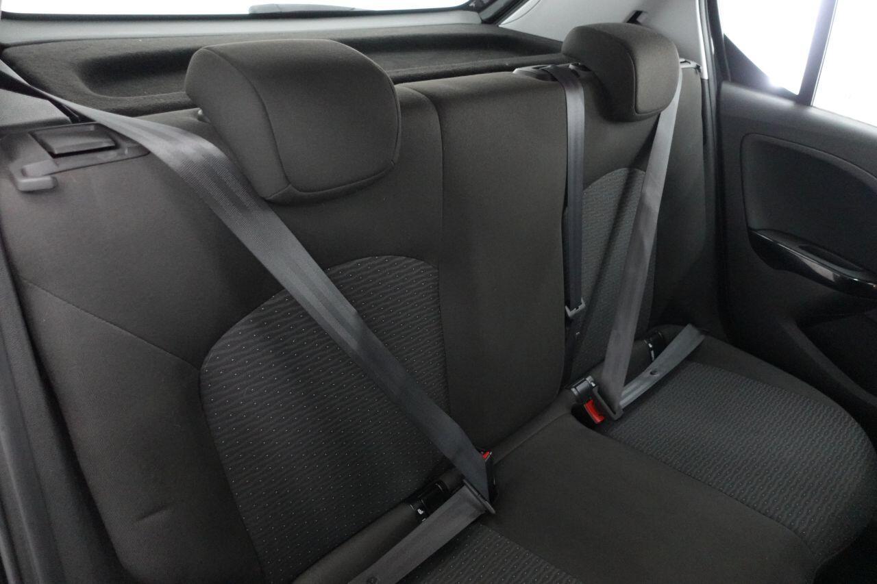 Vauxhall Corsa - Image 18