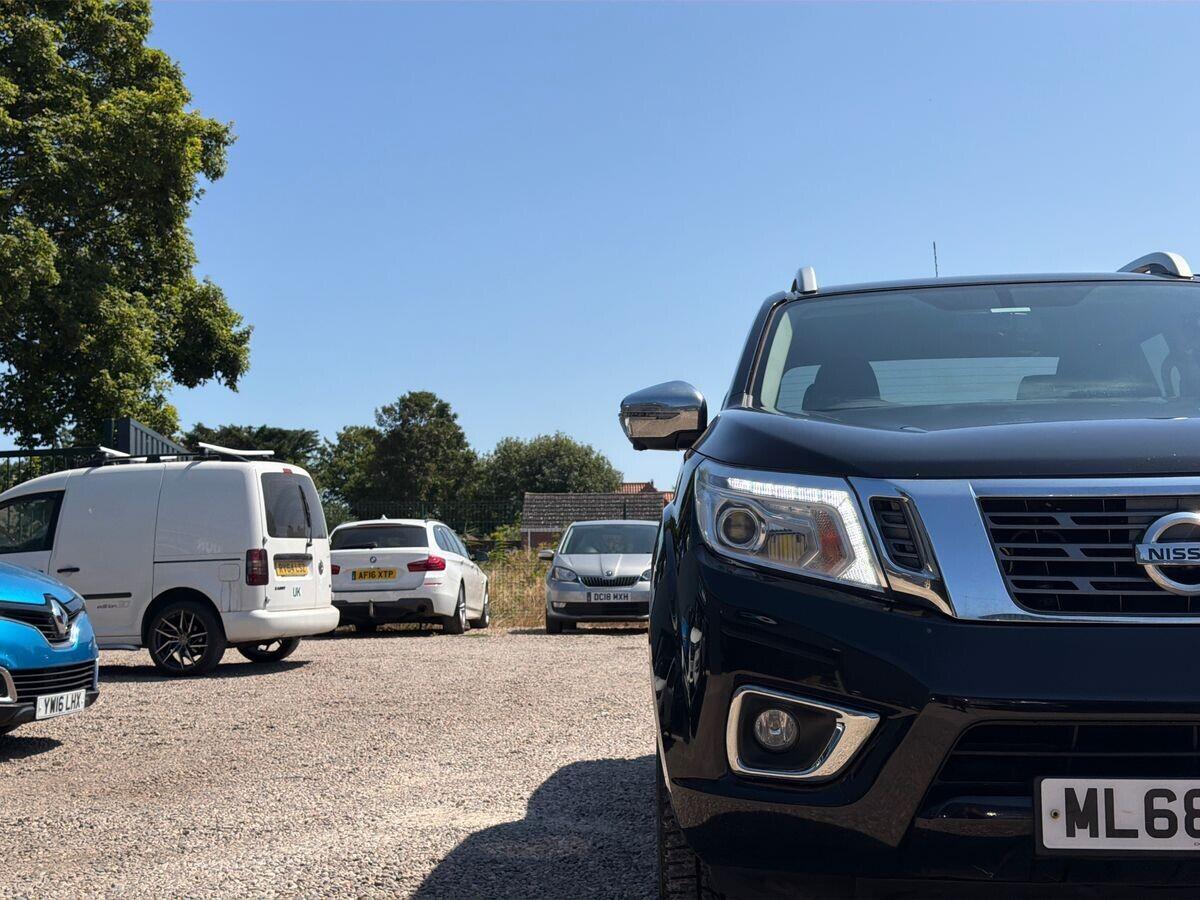 Nissan NAVARA - Image 11
