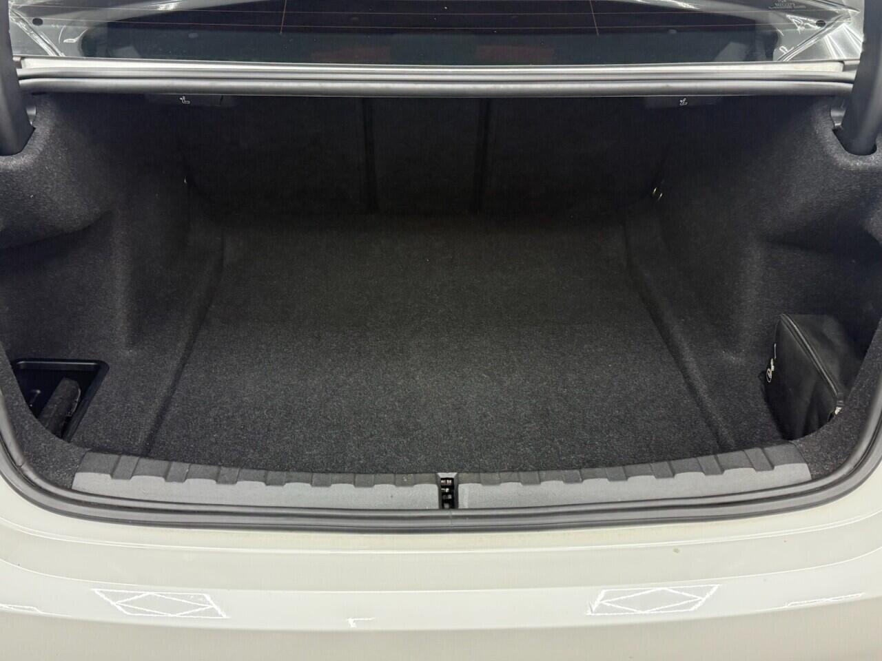 BMW 3 Series - Image 14
