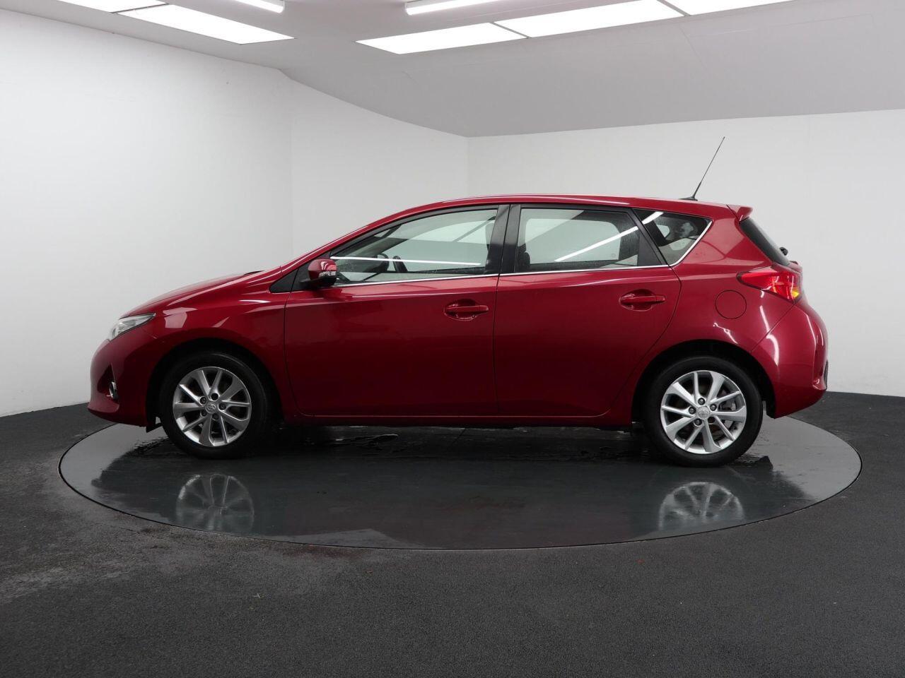 Toyota Auris - Image 5