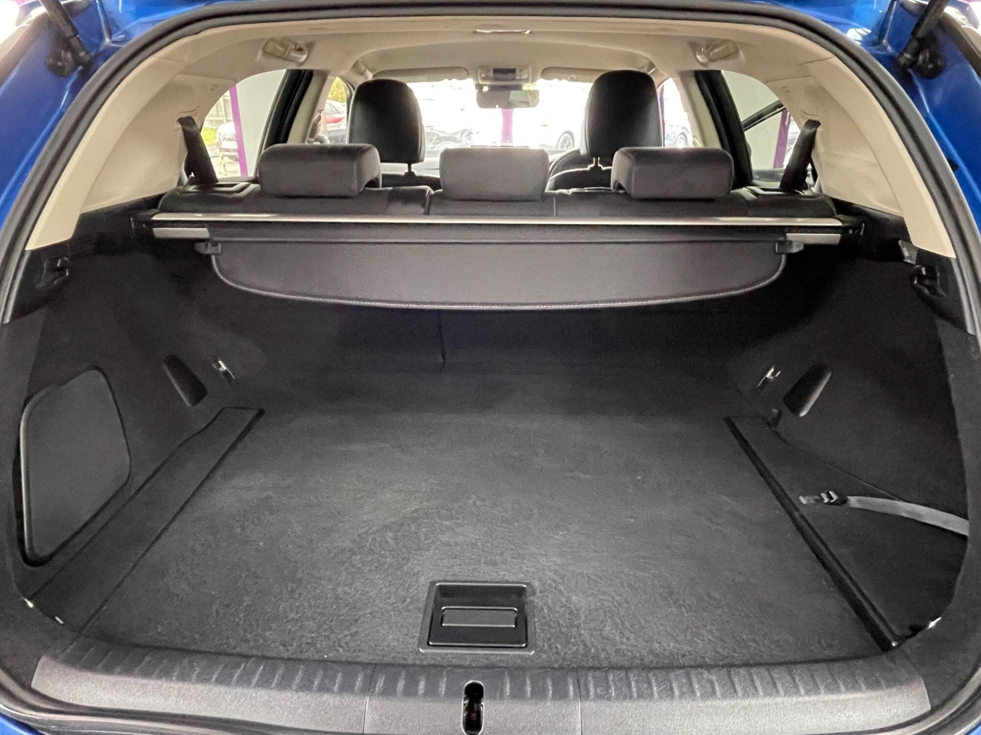Lexus CT - Image 17