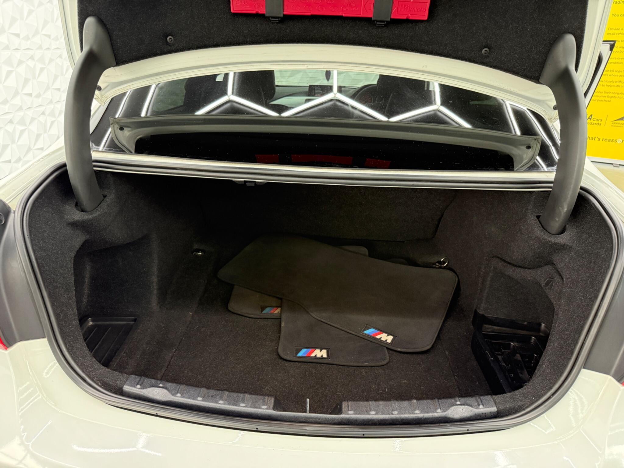 BMW 3 Series - Image 23