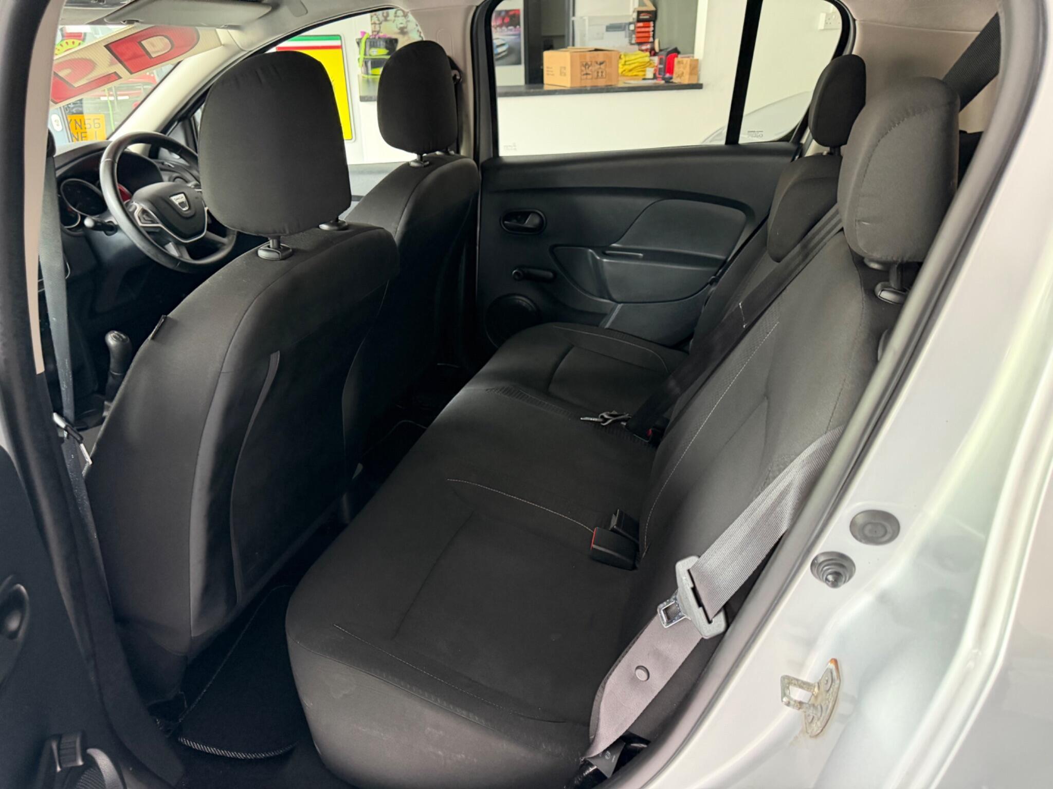 Dacia Sandero - Image 4