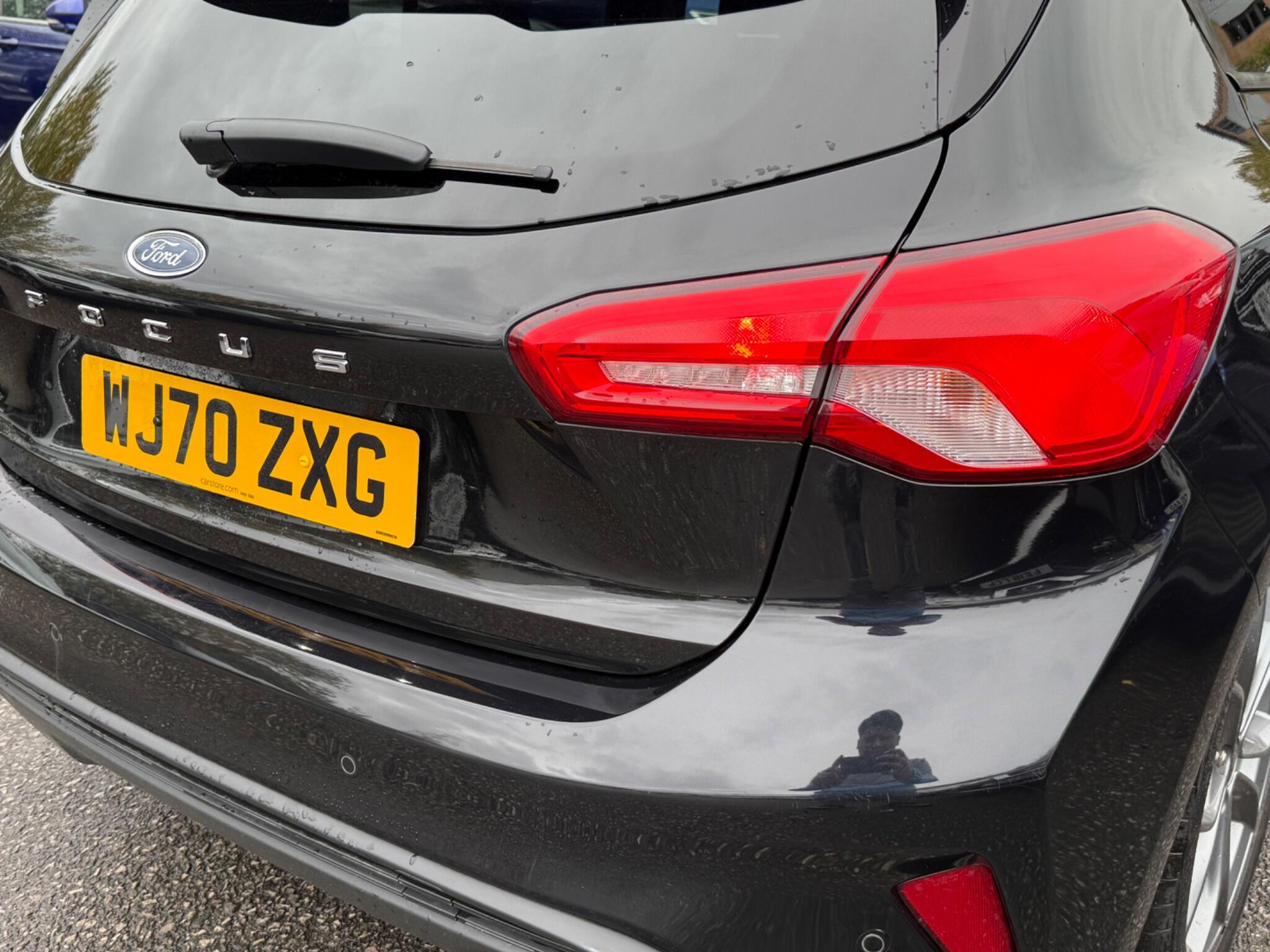 Ford Focus - Image 54