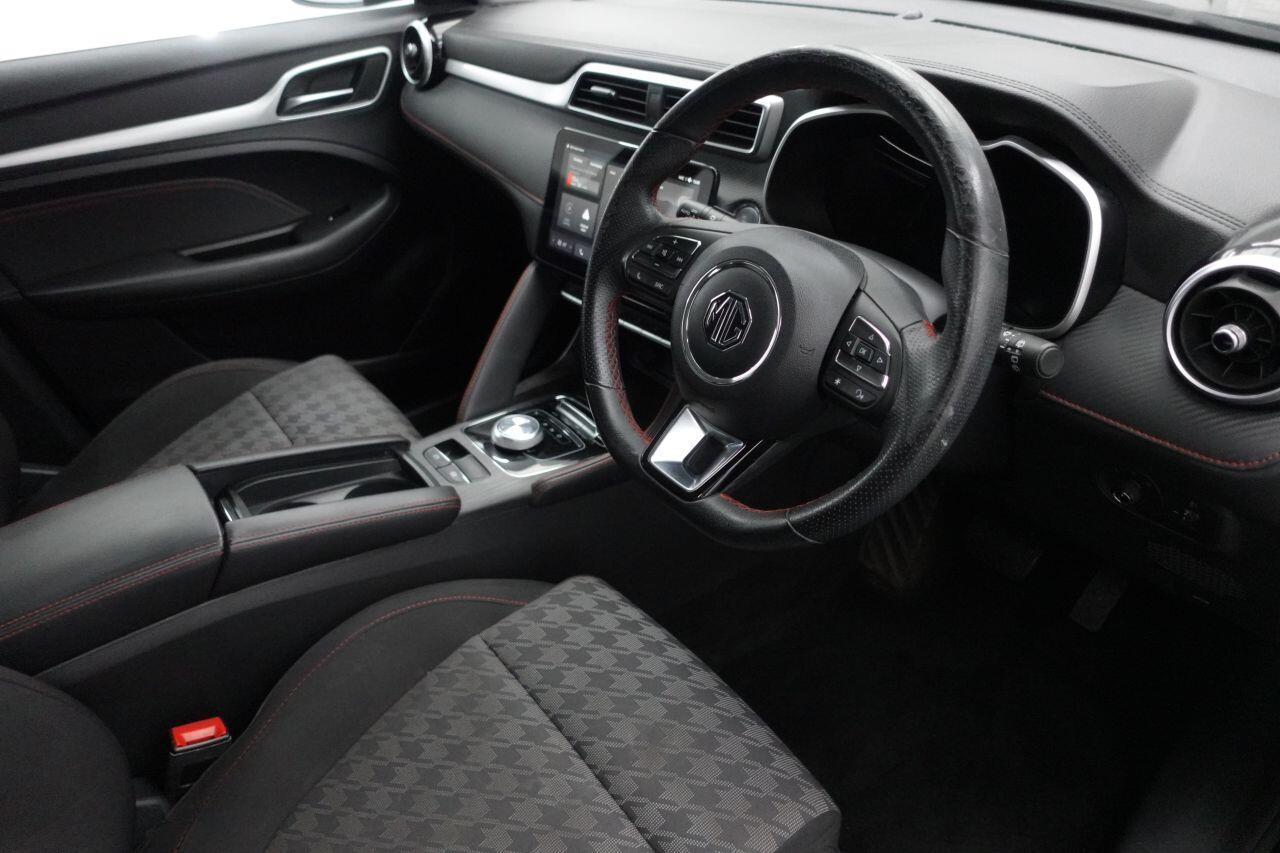 MG MG ZS - Image 15